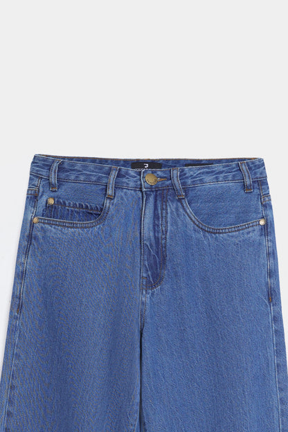 Wide Leg Jeans - Cougar Clothing