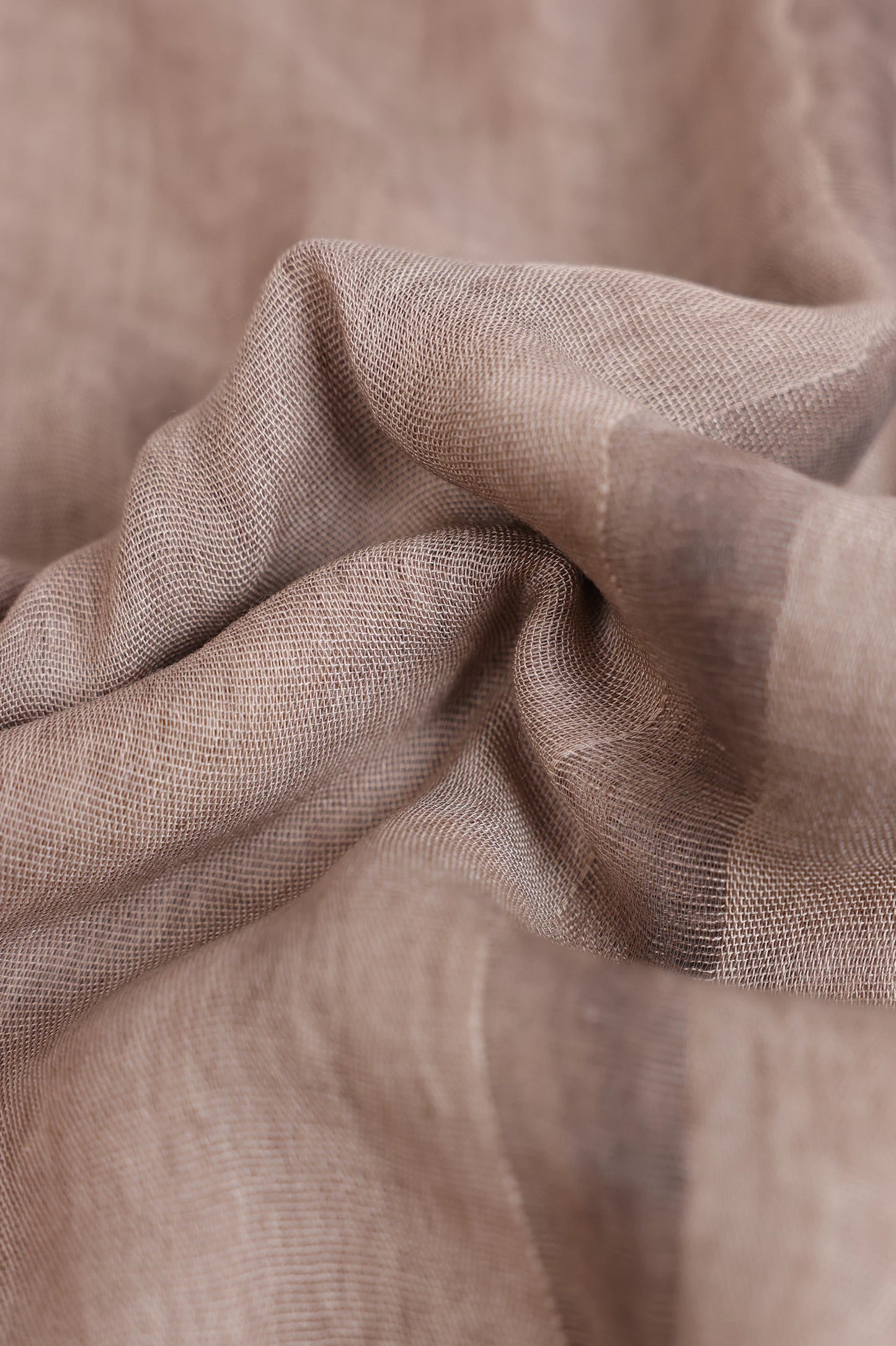 Textured Scarf With Frayed Edges - Cougar Clothing