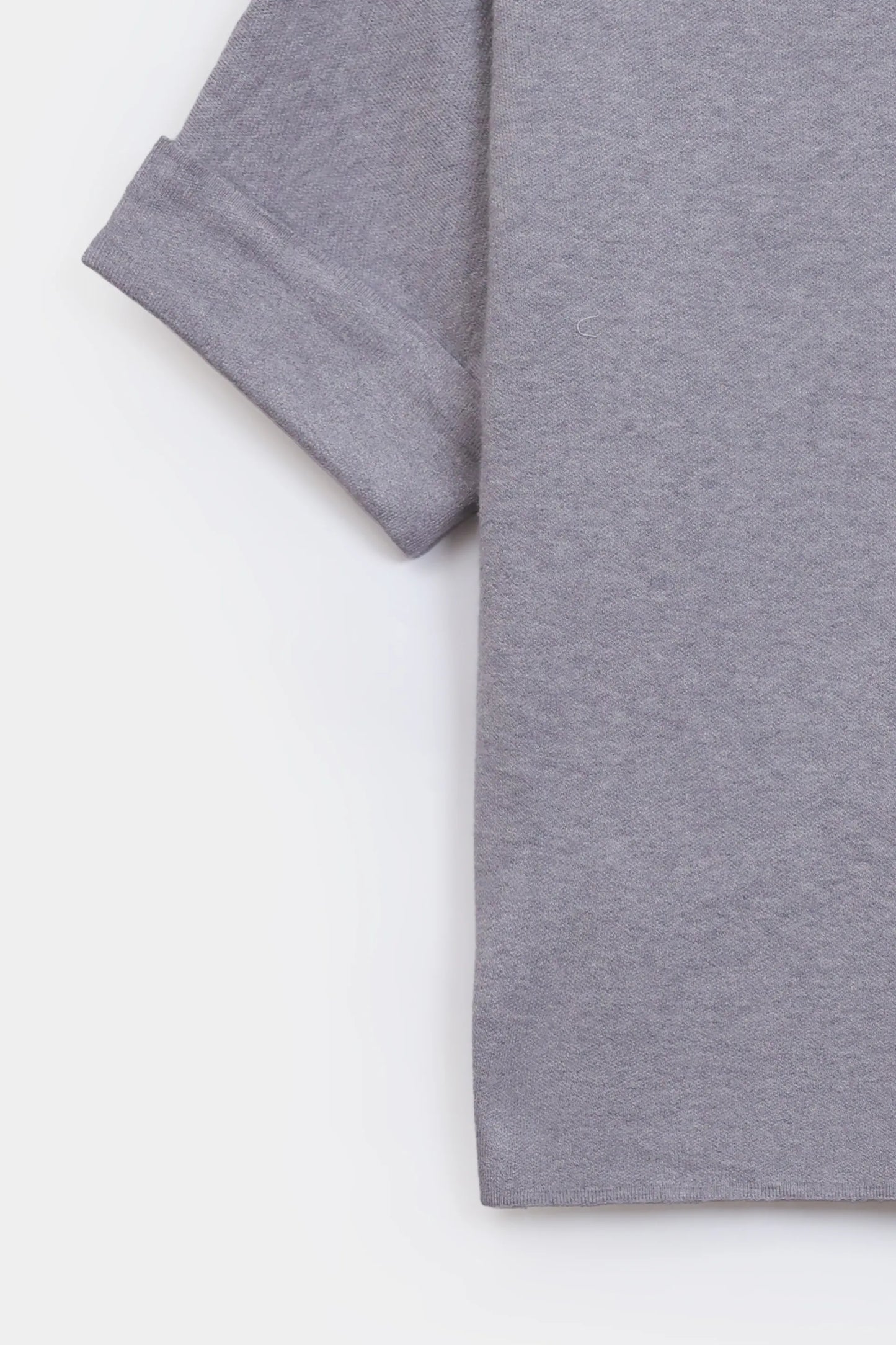 Embroidered Short-Sleeved Sweater - Cougar Clothing