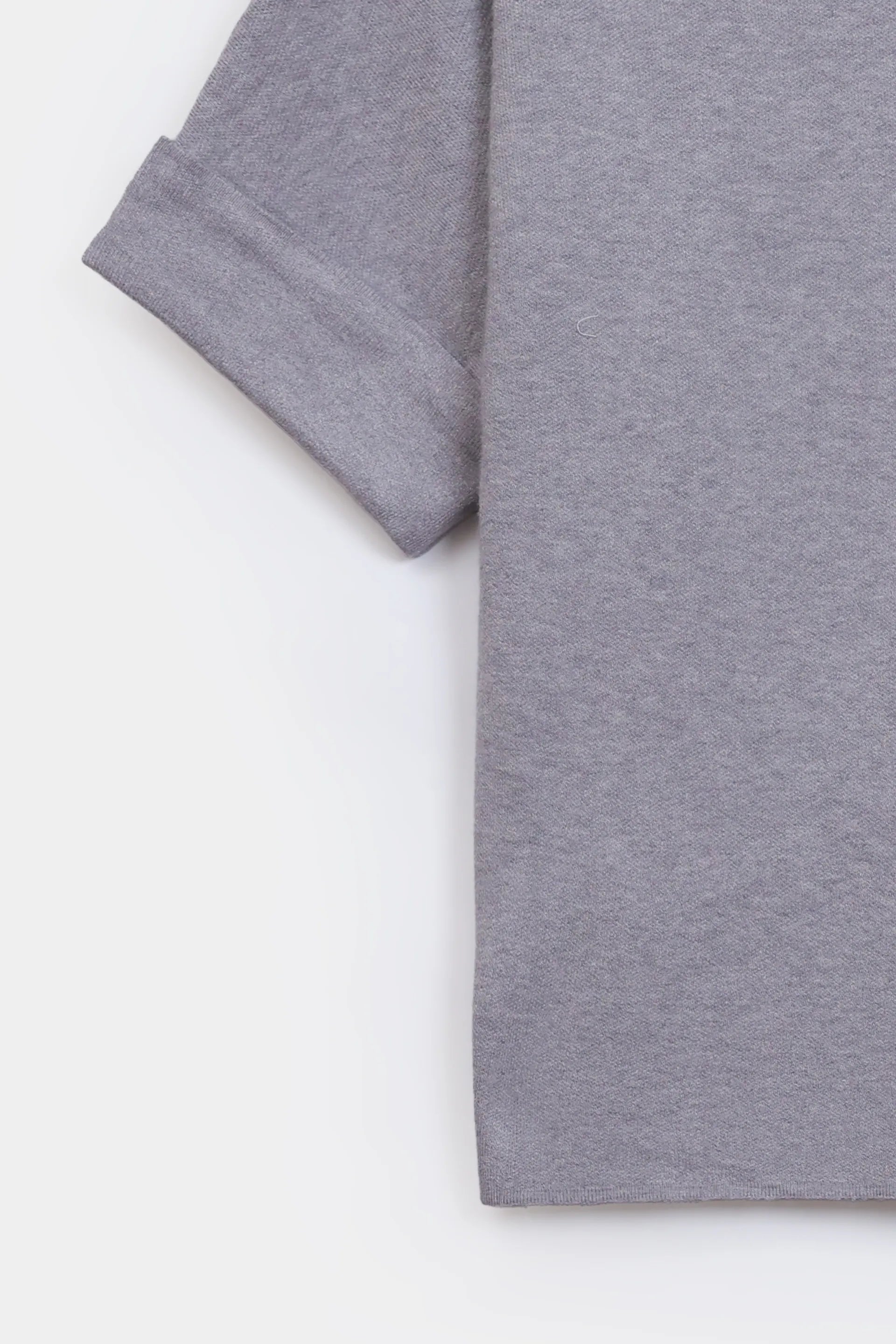 Embroidered Short-Sleeved Sweater - Cougar Clothing