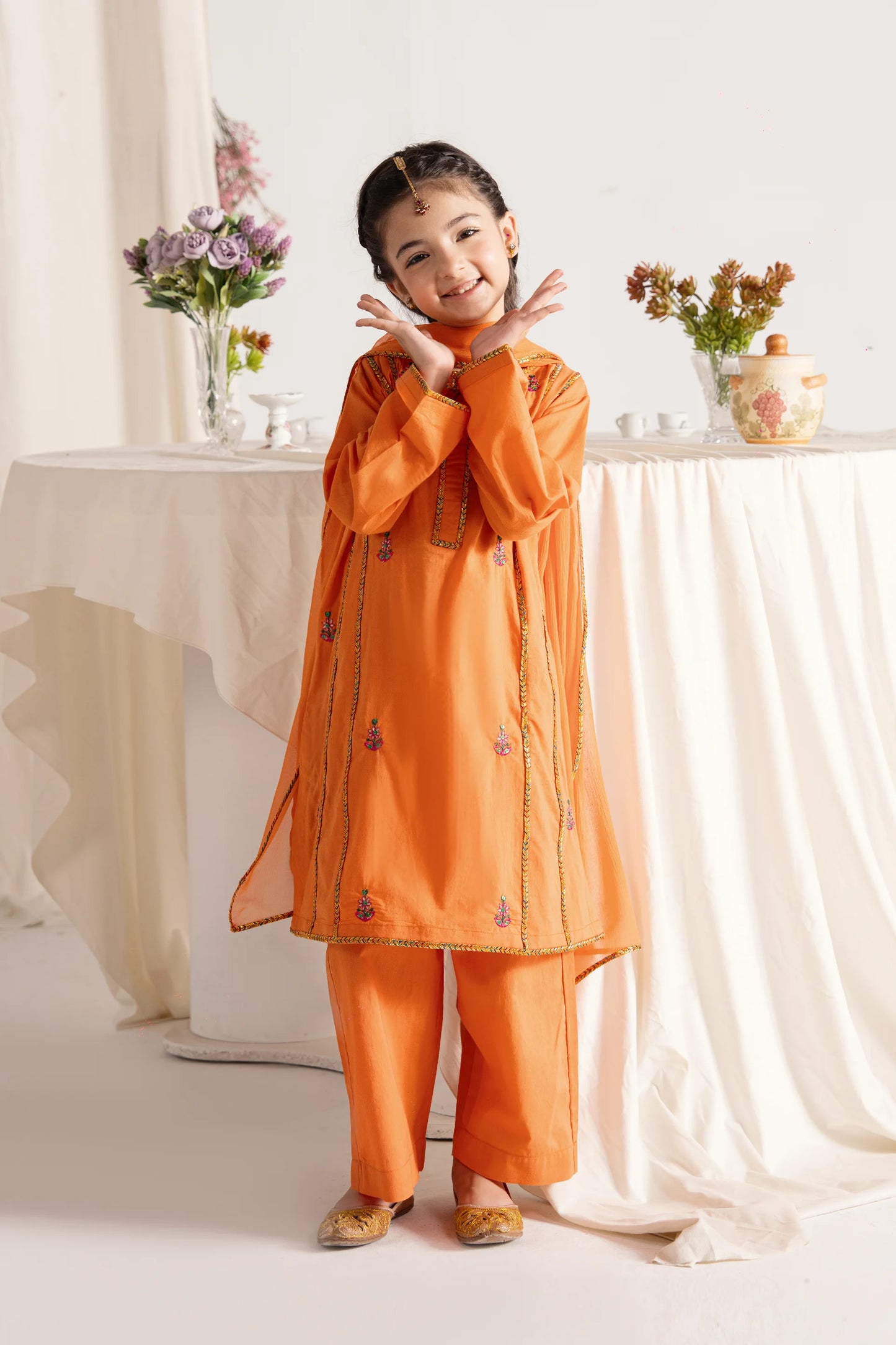 3 Piece- Embroidered Lawn Suit - Cougar Clothing