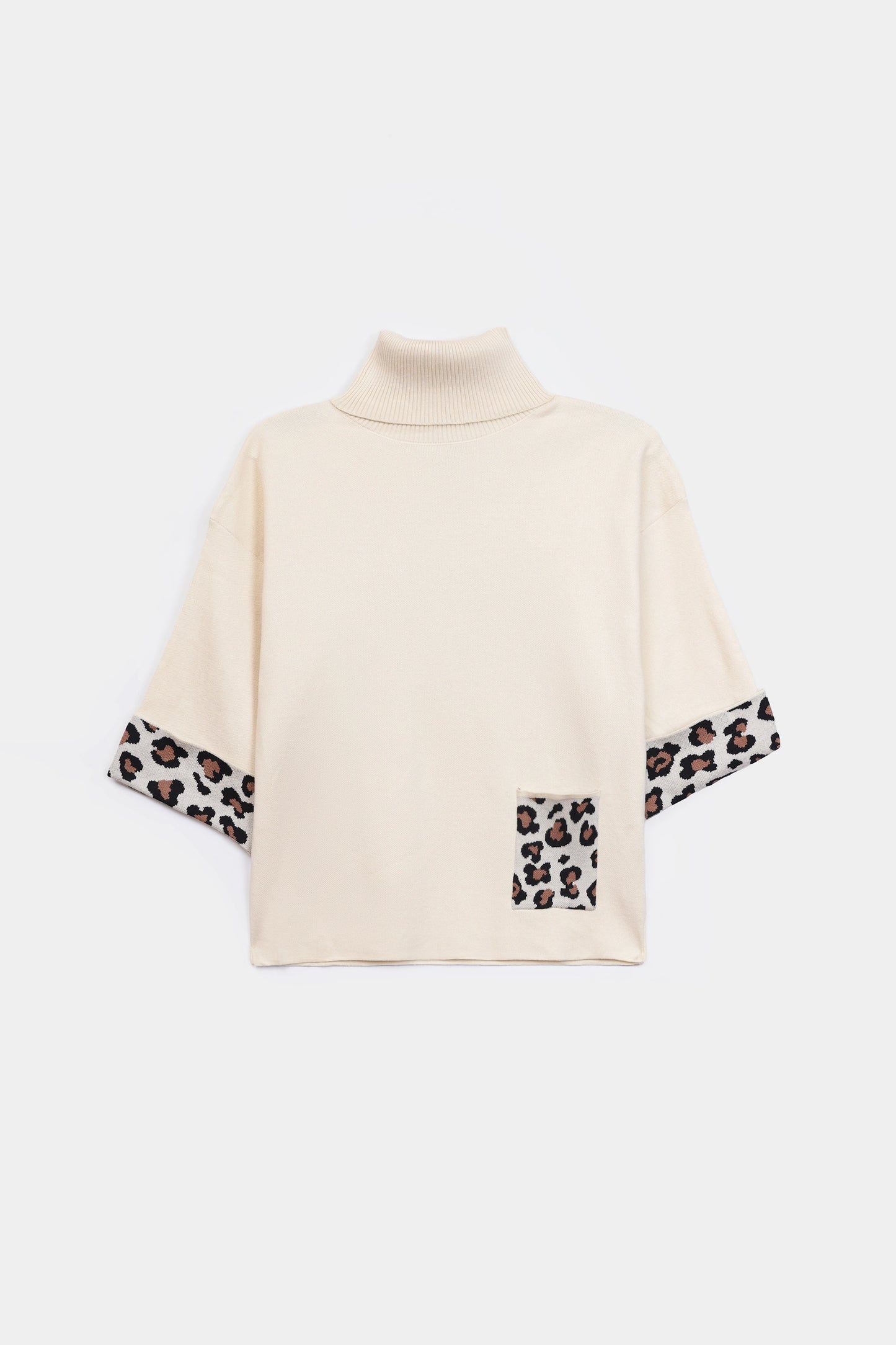 Sweater With Leopard Print Cuffs and Pocket - Cougar Clothing