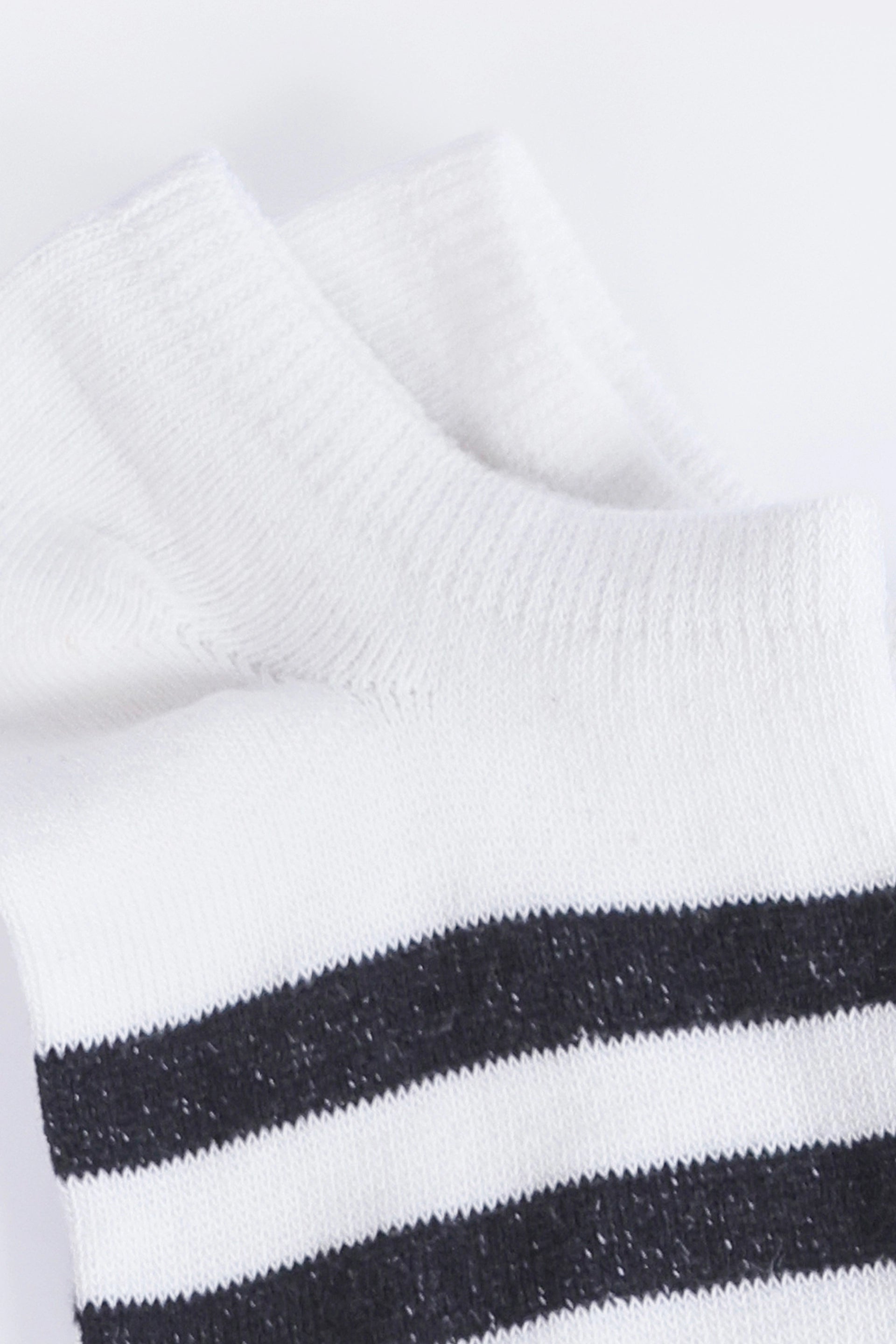 Pack of 3 No-Show Socks - Cougar Clothing