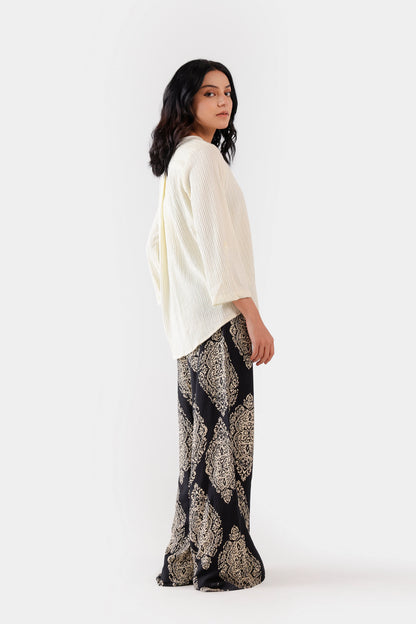 Textured V-neck Top - Cougar Clothing