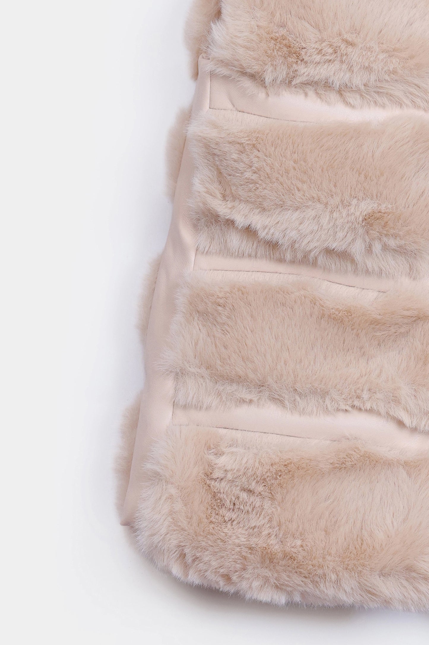 Super-Soft Faux Fur Jacket - Cougar Clothing