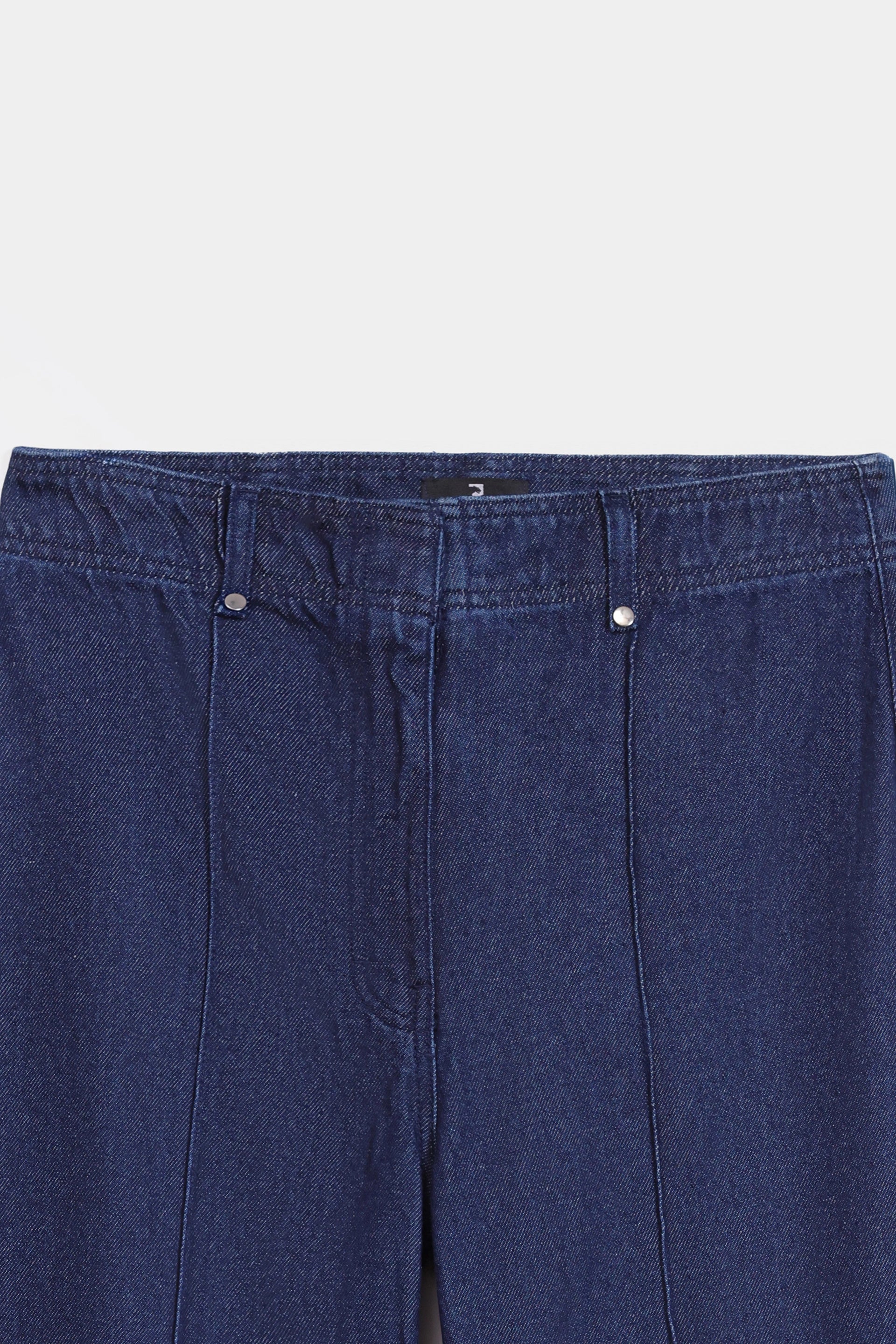 Pleated Jeans - Cougar Clothing