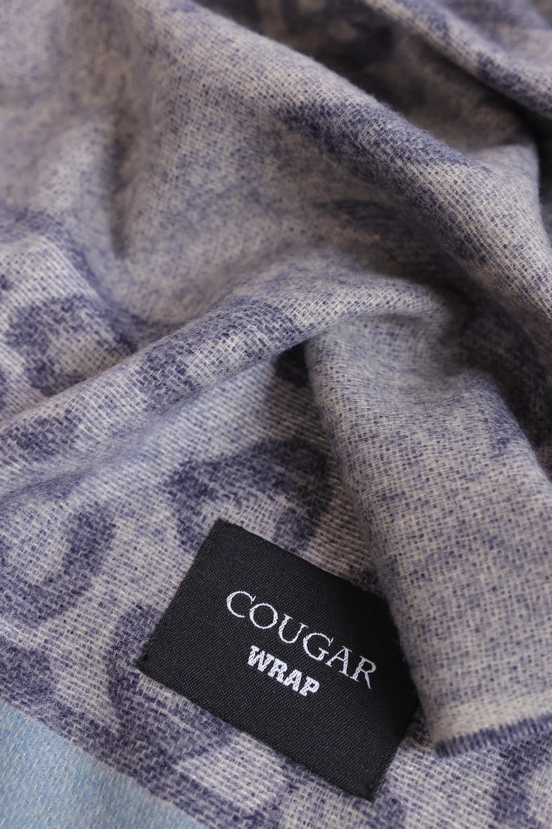 Patterned Knitted Shawl - Cougar Clothing