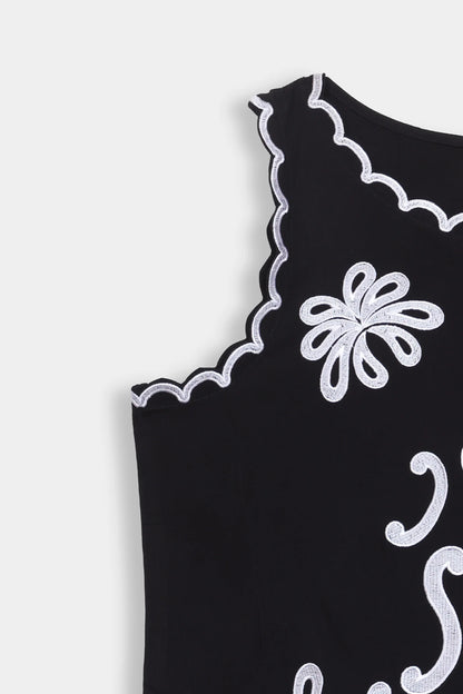 Embroidered Scallop Top - Cougar Clothing