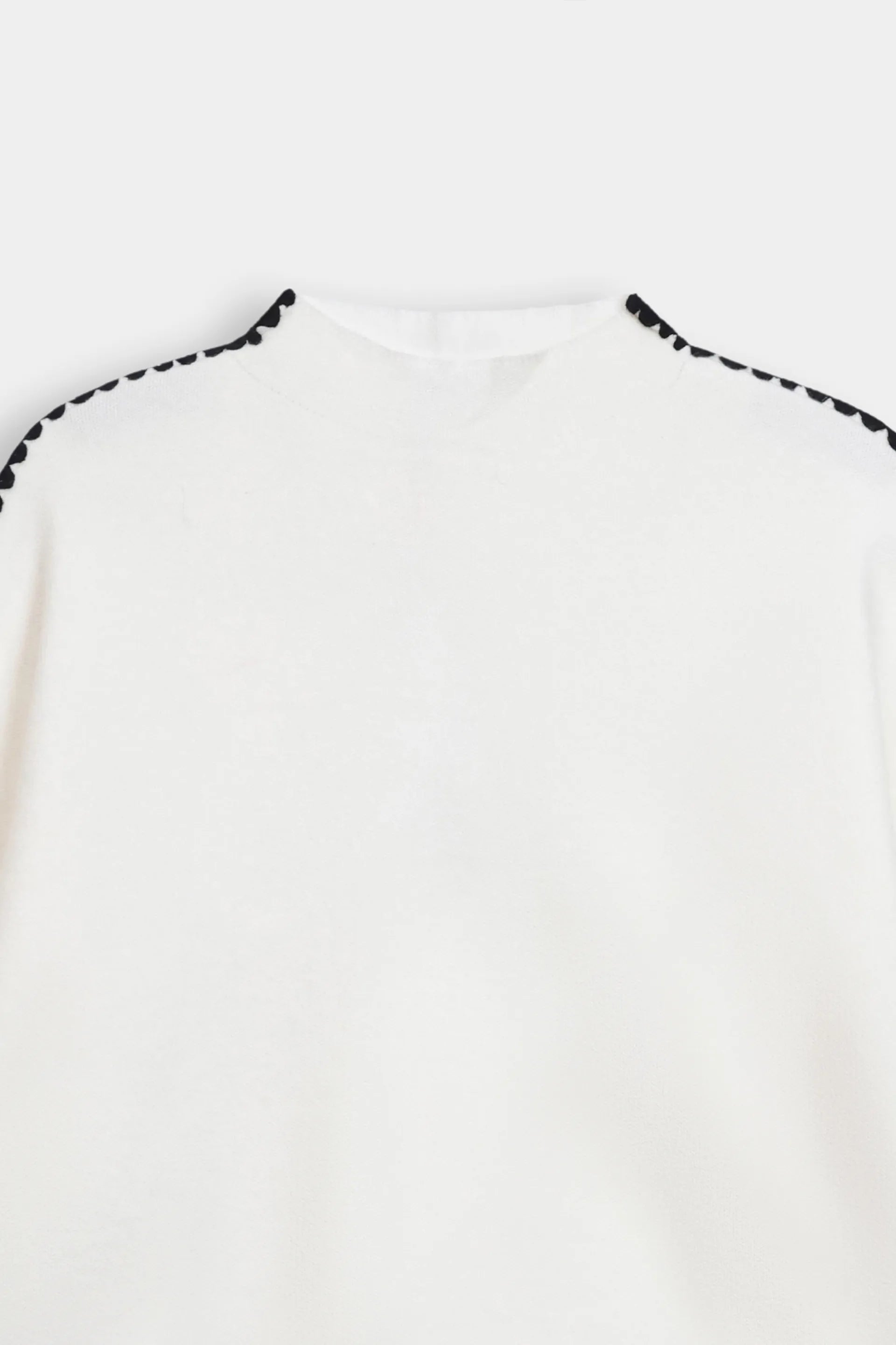 Batwing Sleeved Sweater - Cougar Clothing