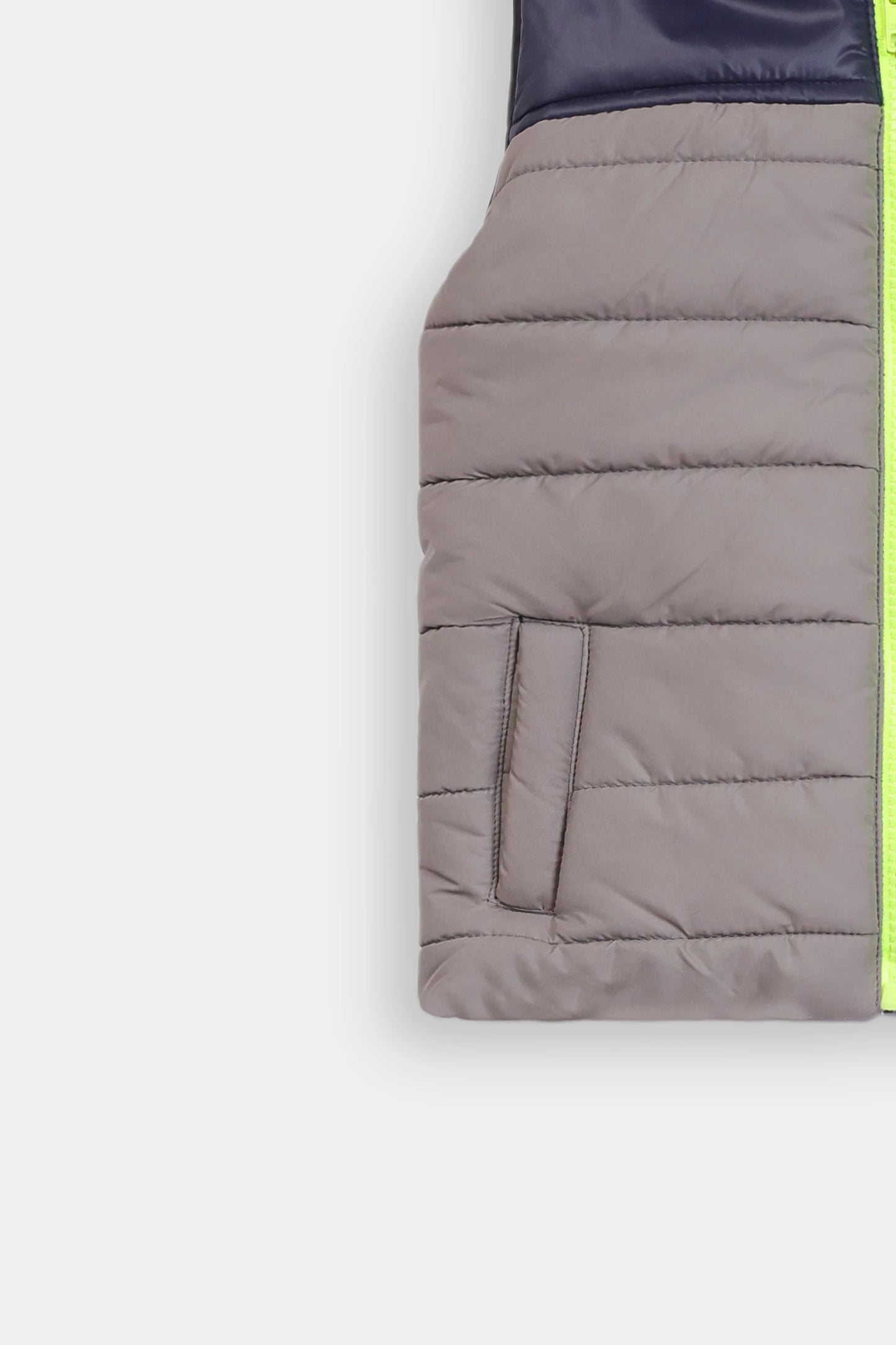 Sleeveless Color Block Jacket - Cougar Clothing