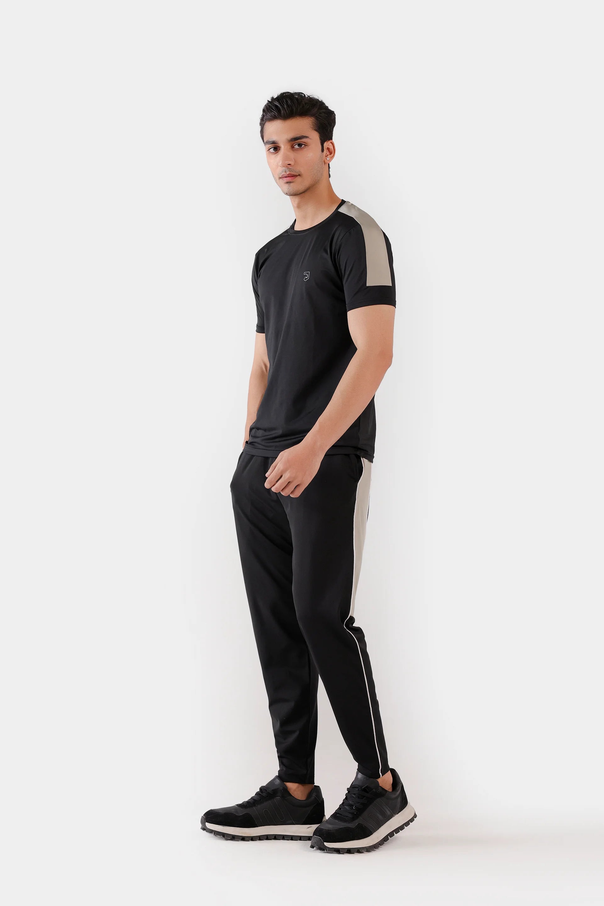 Activewear T-Shirt - Cougar Clothing