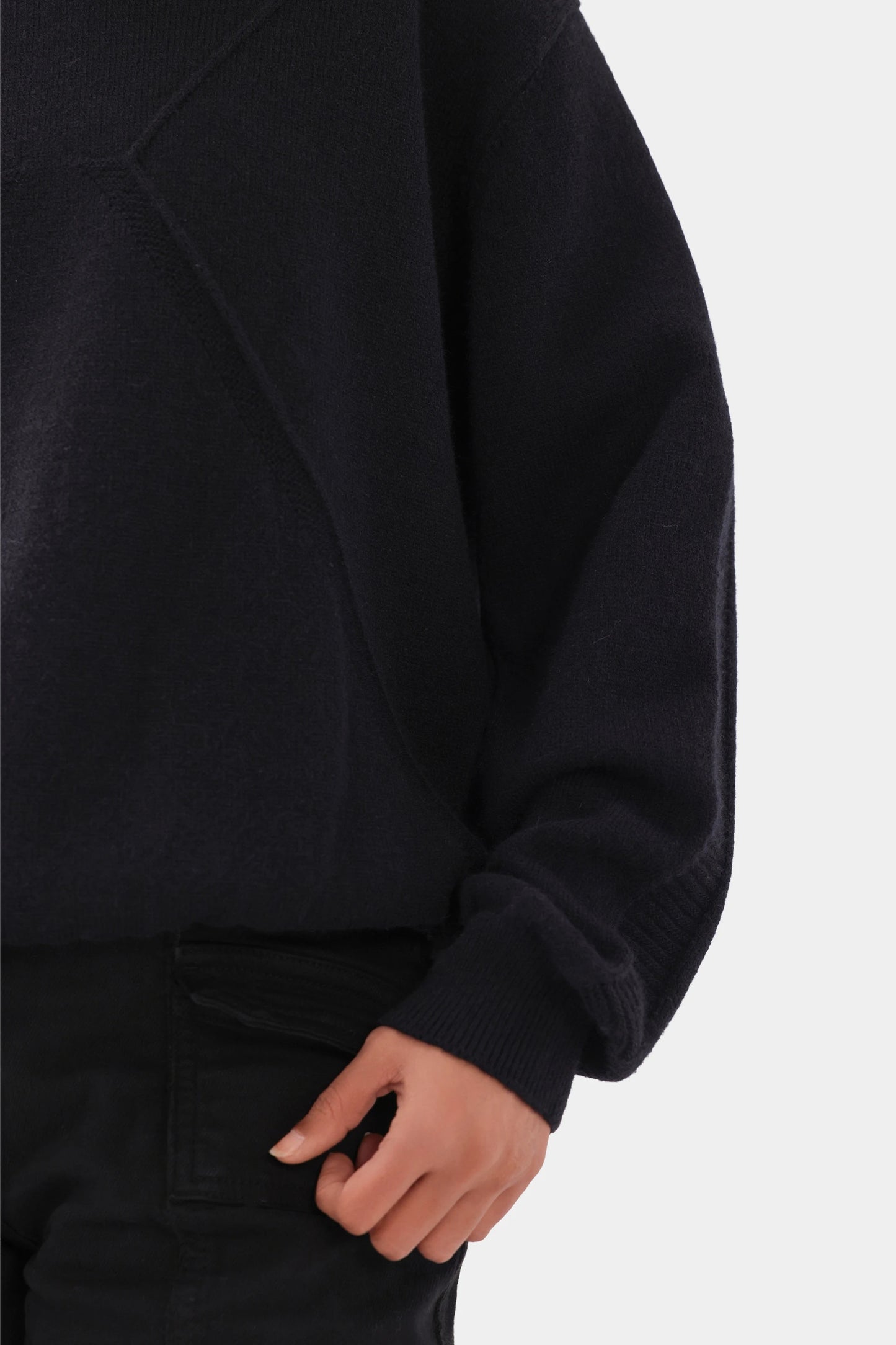 Sweater With Knit Lines - Cougar Clothing