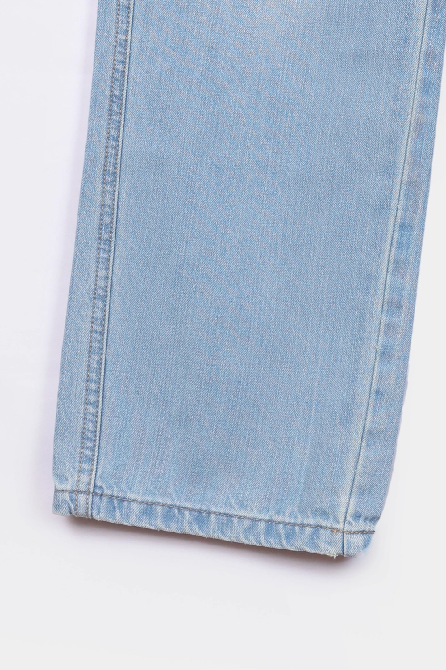 Belted Relaxed Jeans - Cougar Clothing