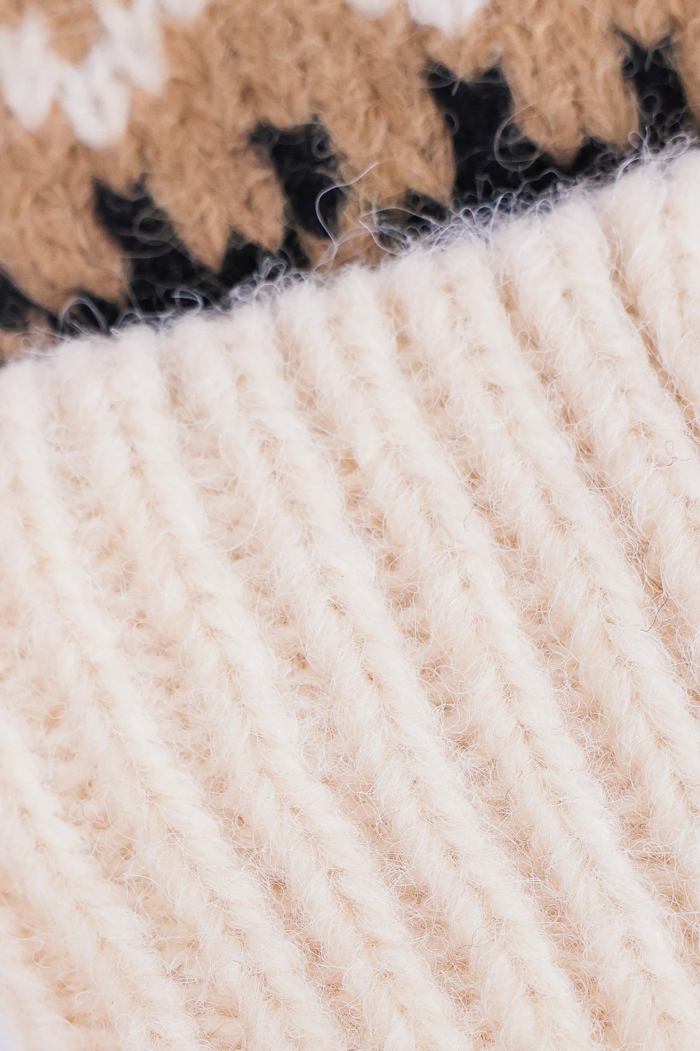 Jacquard Knit Beanie - Cougar Clothing