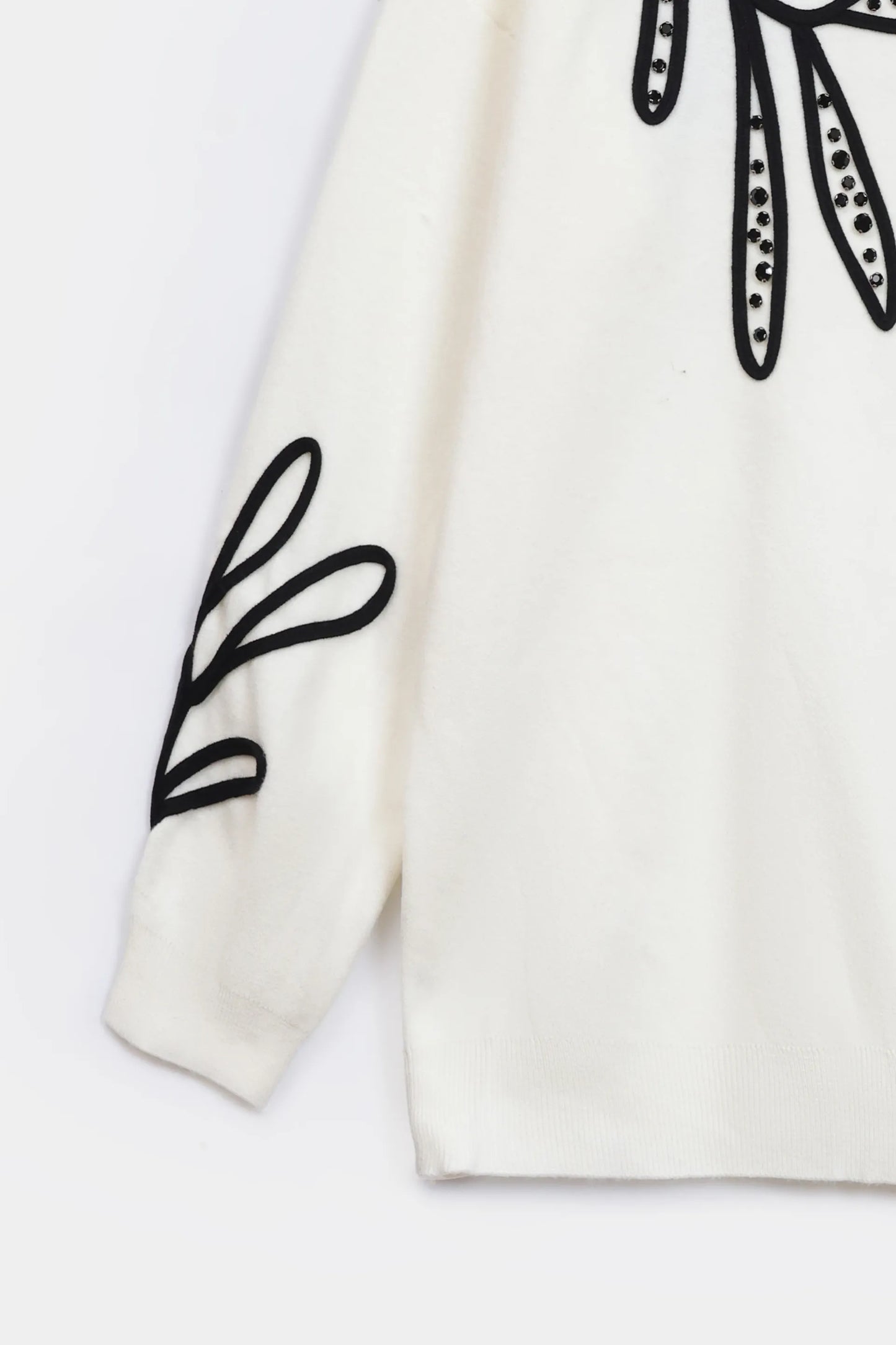 Leaf Embroidered Knit Sweater - Cougar Clothing