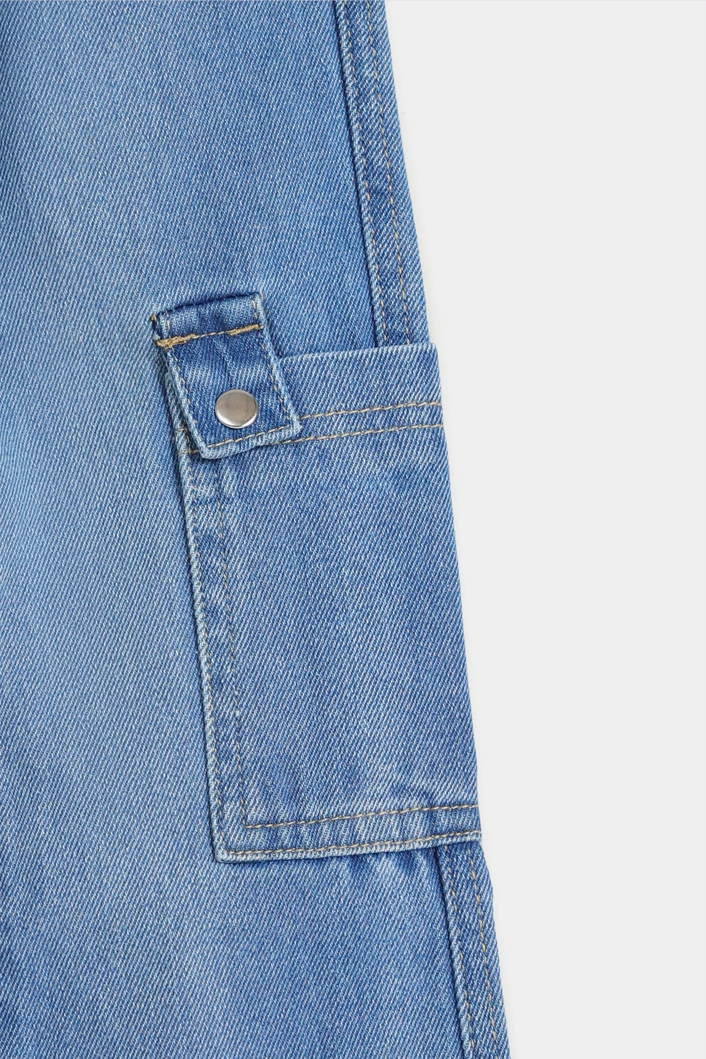 Wide Leg Cargo Jeans - Cougar Clothing