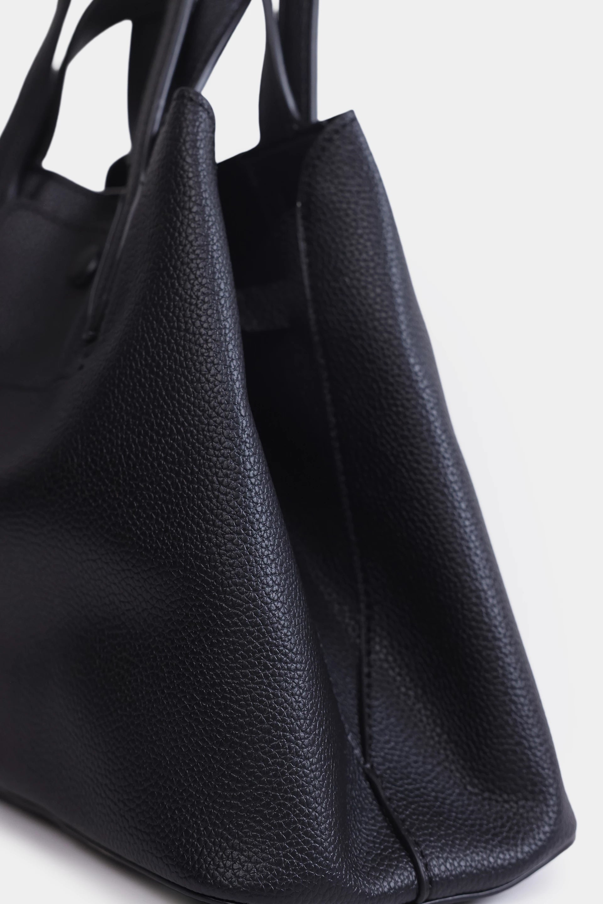 Monochrome Muse Tote - Cougar Clothing