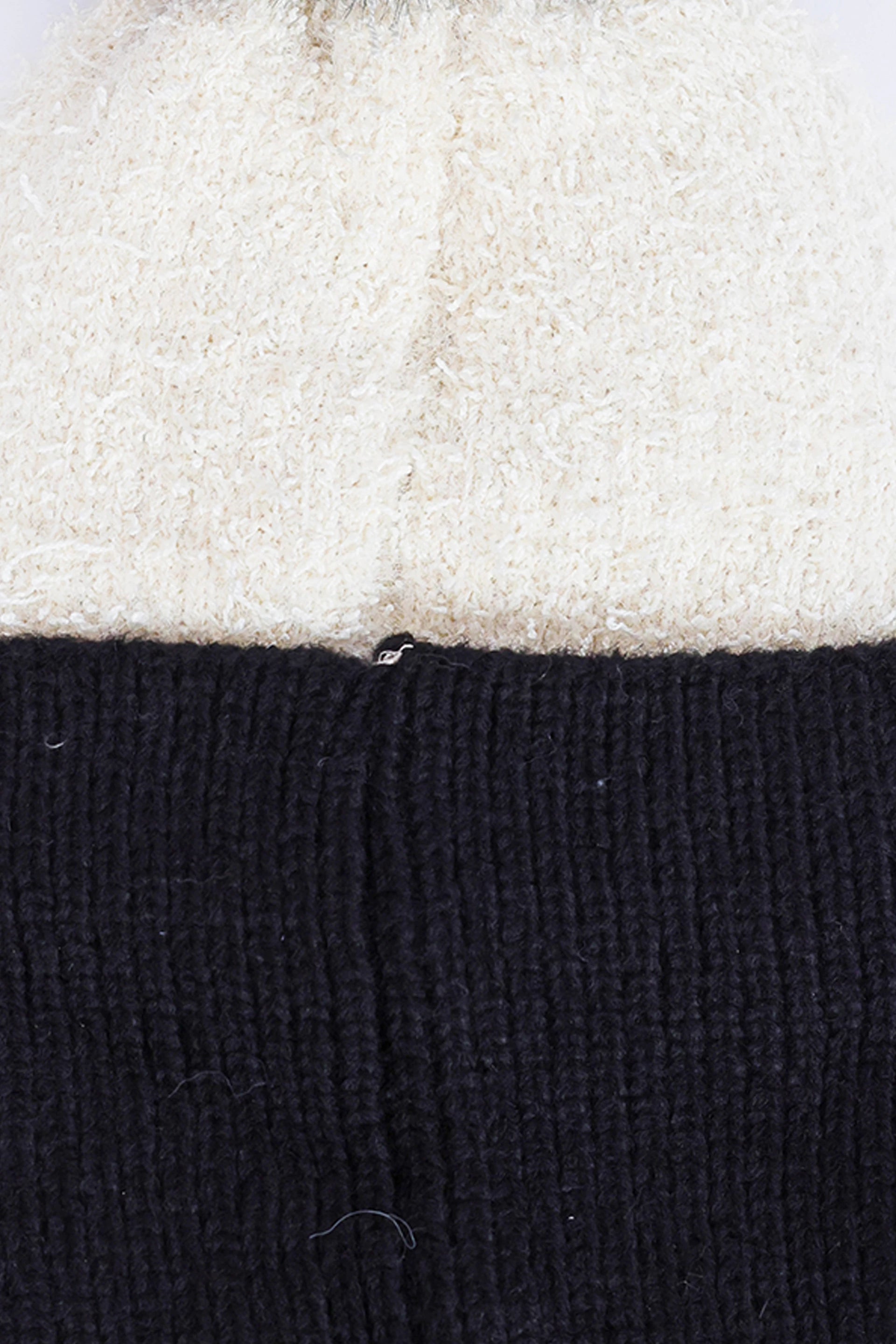 Two-Tone Knit Beanie - Cougar Clothing