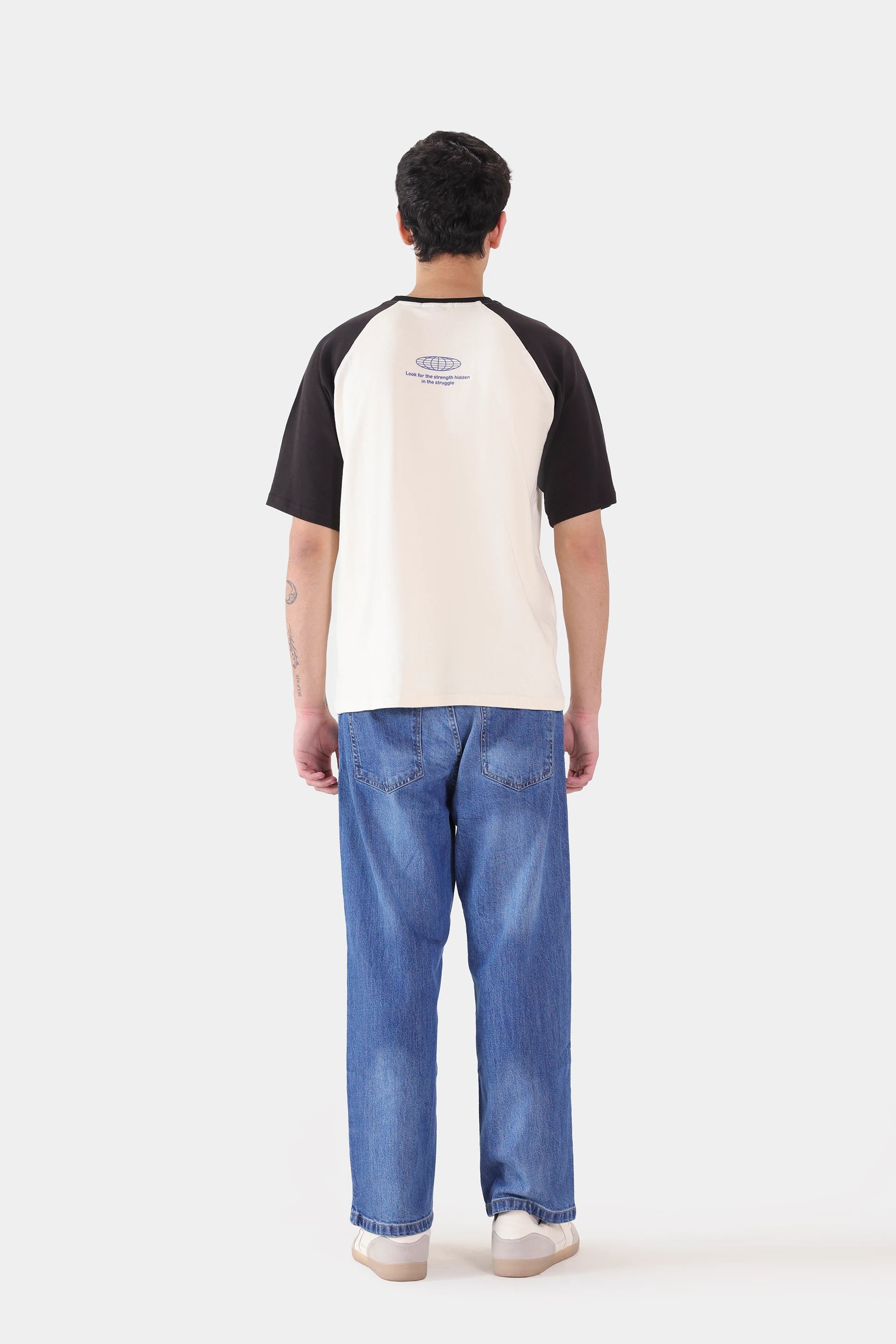 Contrast Raglan T-Shirt - Cougar Clothing