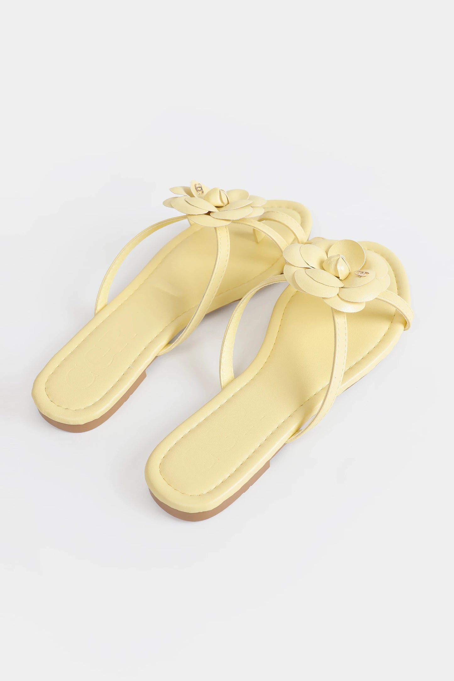 Butter Yellow Floral Slides - Cougar Clothing