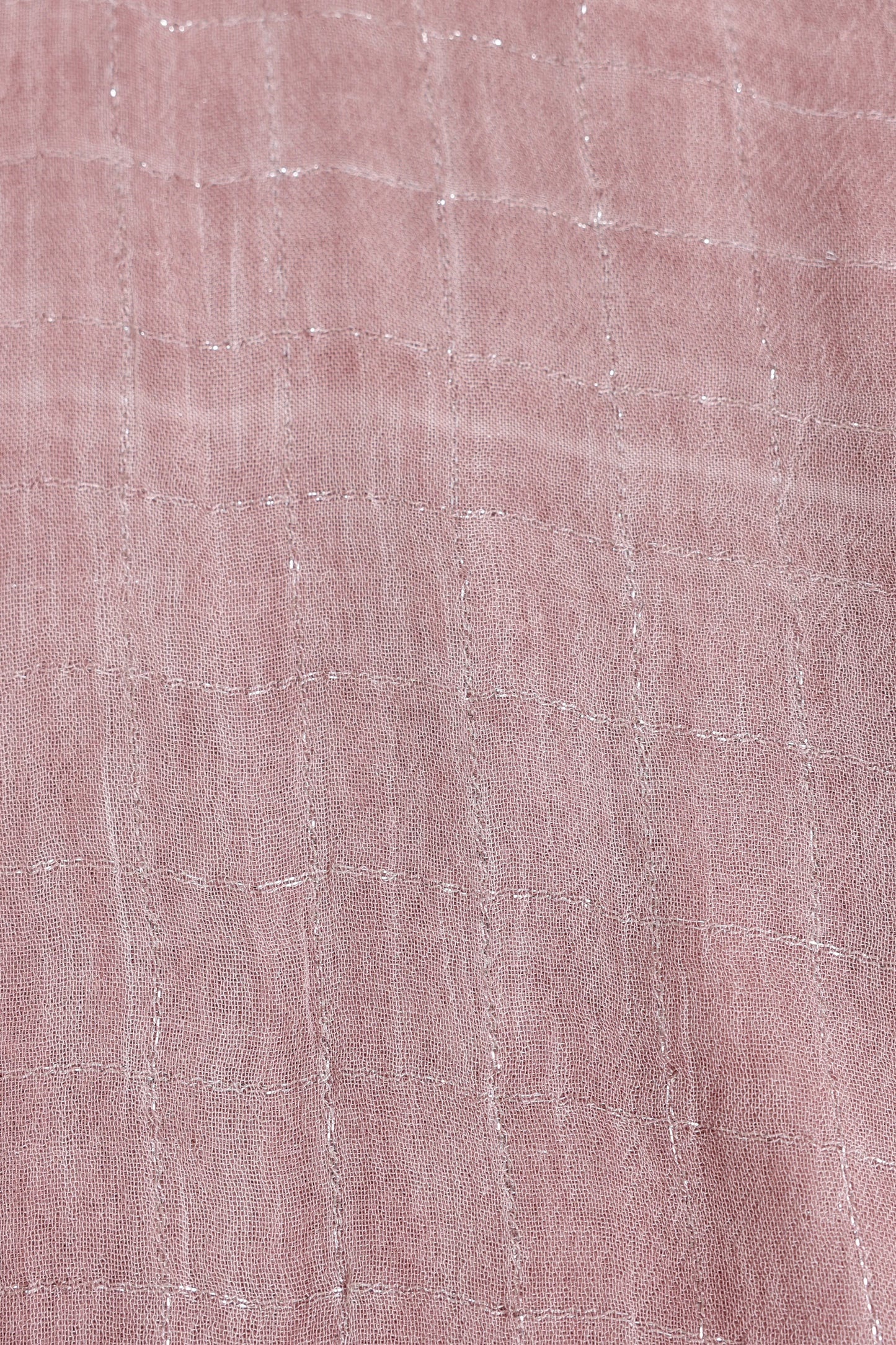 Breathable Shimmering Scarf - Cougar Clothing
