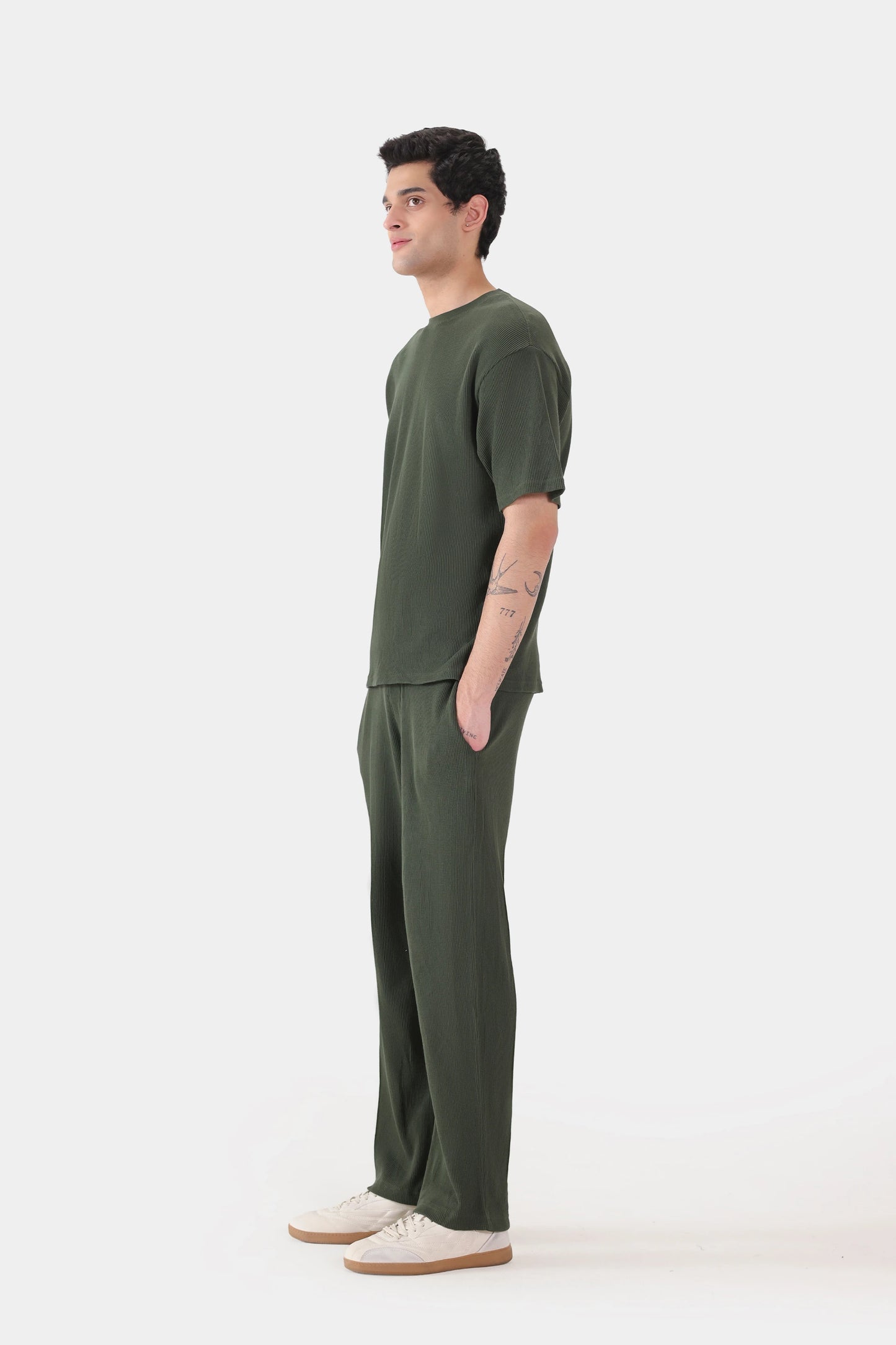 Relaxed Waffle Knit T-Shirt - Cougar Clothing