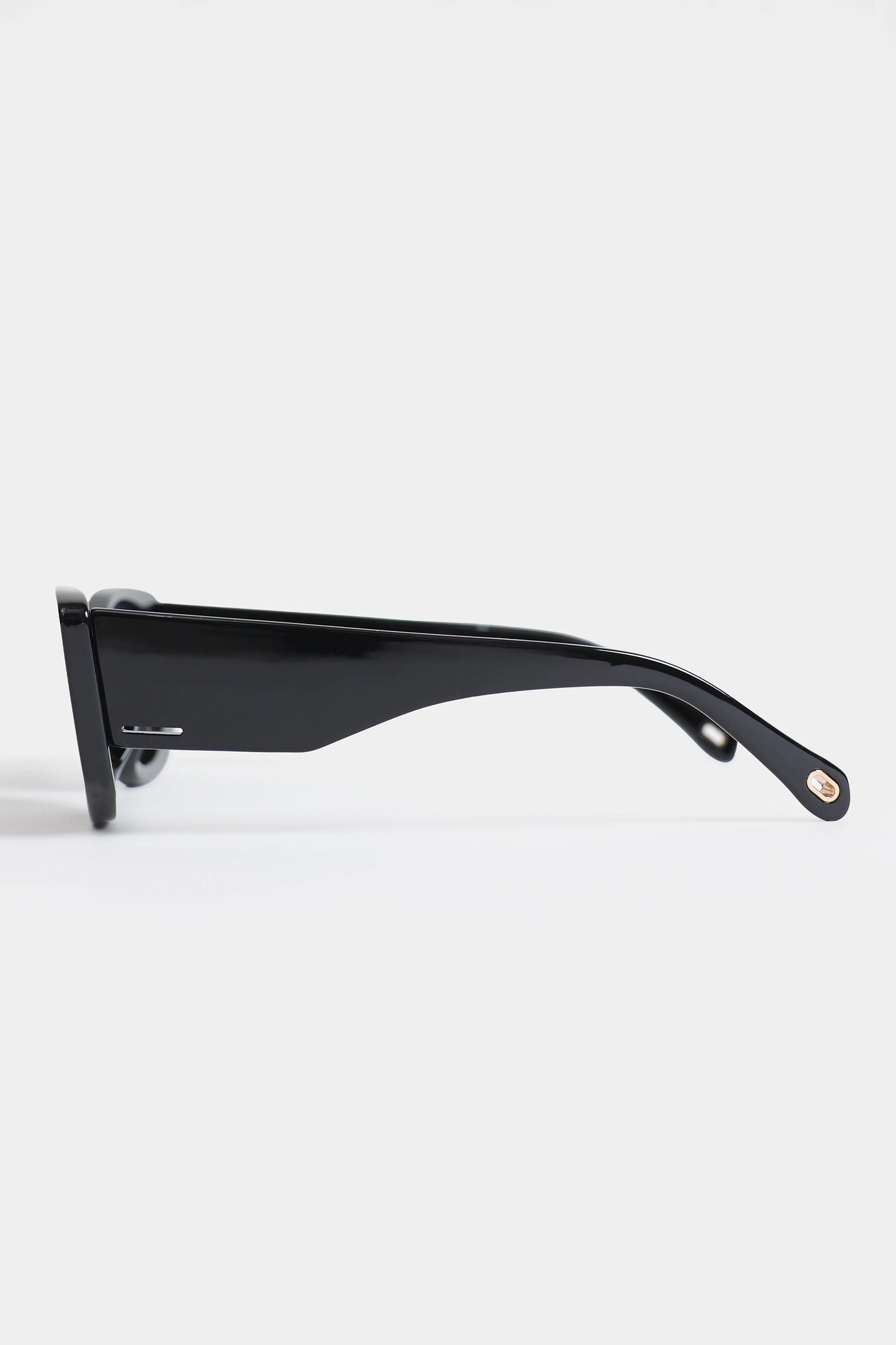 Edgy Cat-Eye Sunglasses - Cougar Clothing