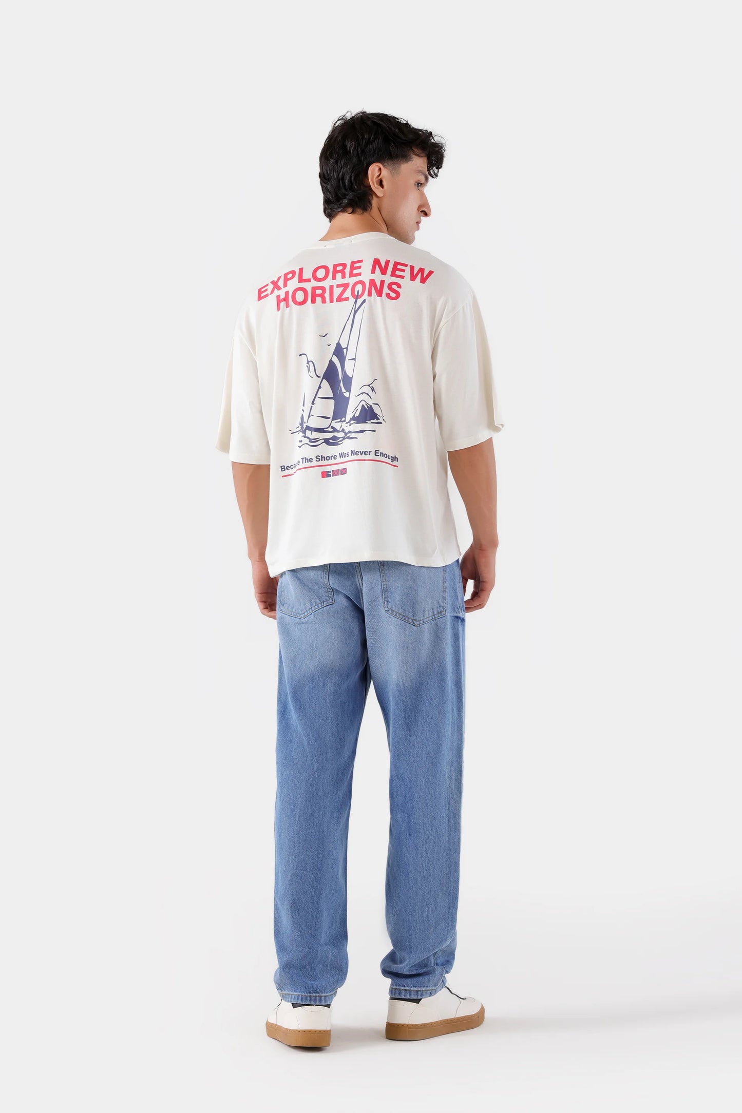 Boxy Graphic T-Shirt - Cougar Clothing