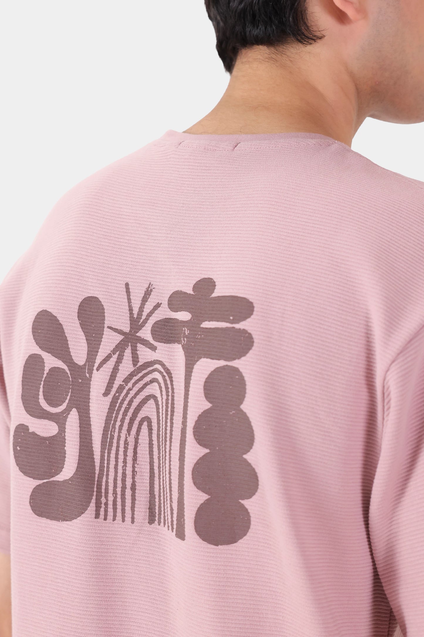 Relaxed Mini-Ottoman Graphic T-Shirt - Cougar Clothing