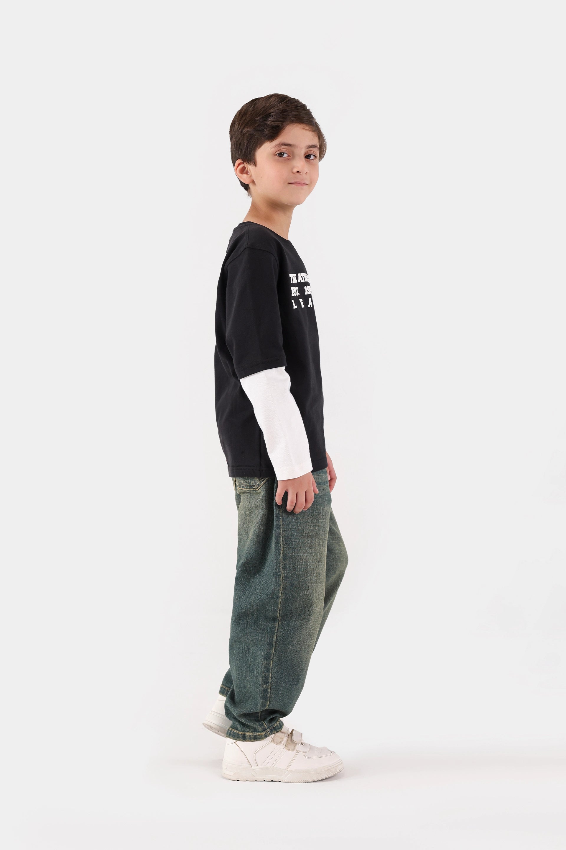 Contrast Sleeved T-Shirt - Cougar Clothing