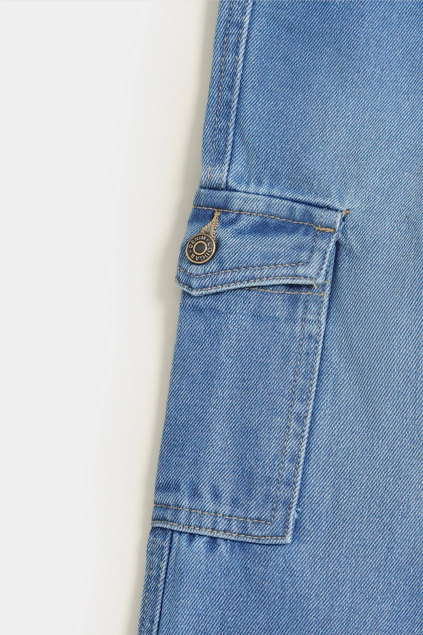 Wide Leg Cargo Jeans - Cougar Clothing