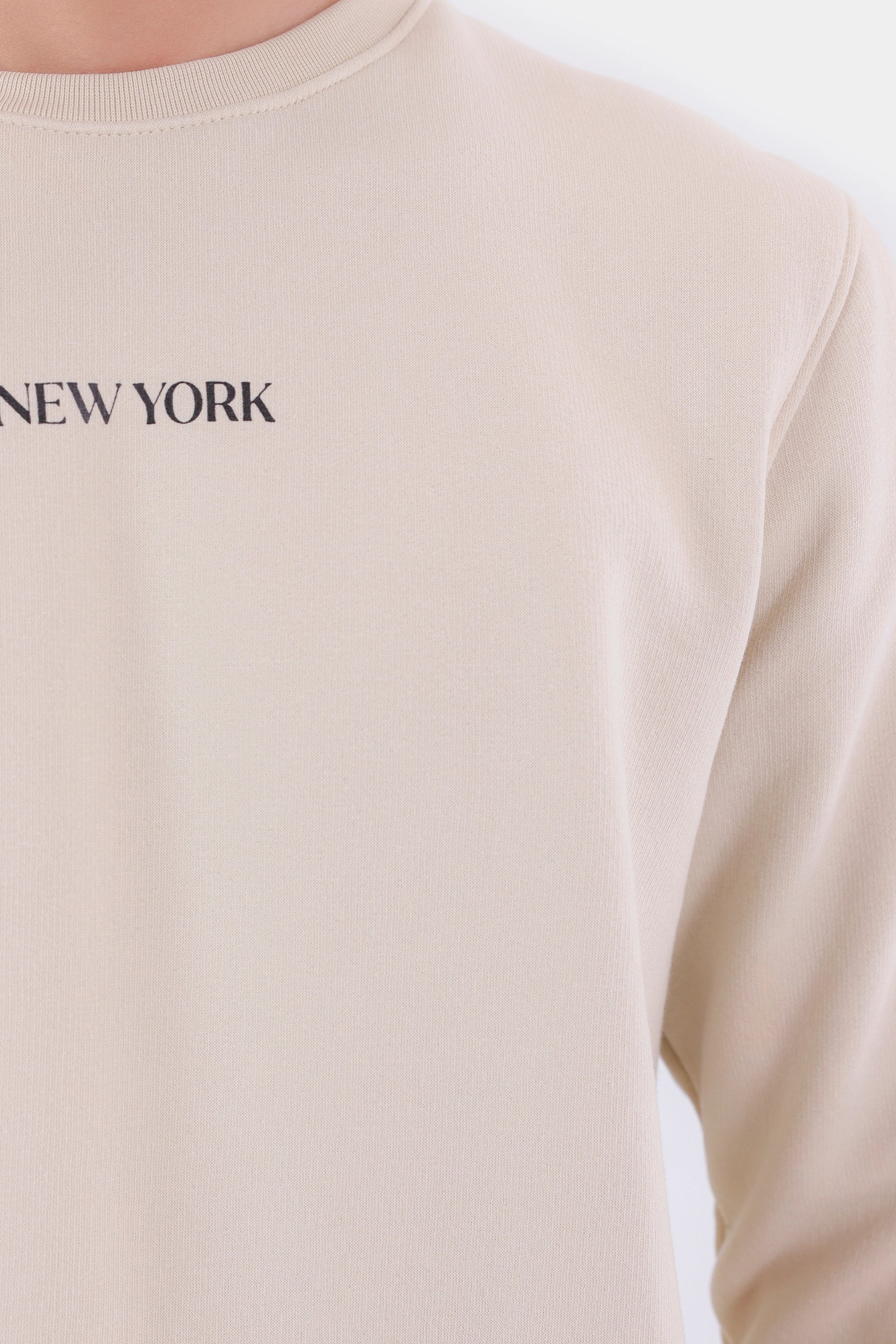 Relaxed Graphic Sweatshirt - Cougar Clothing