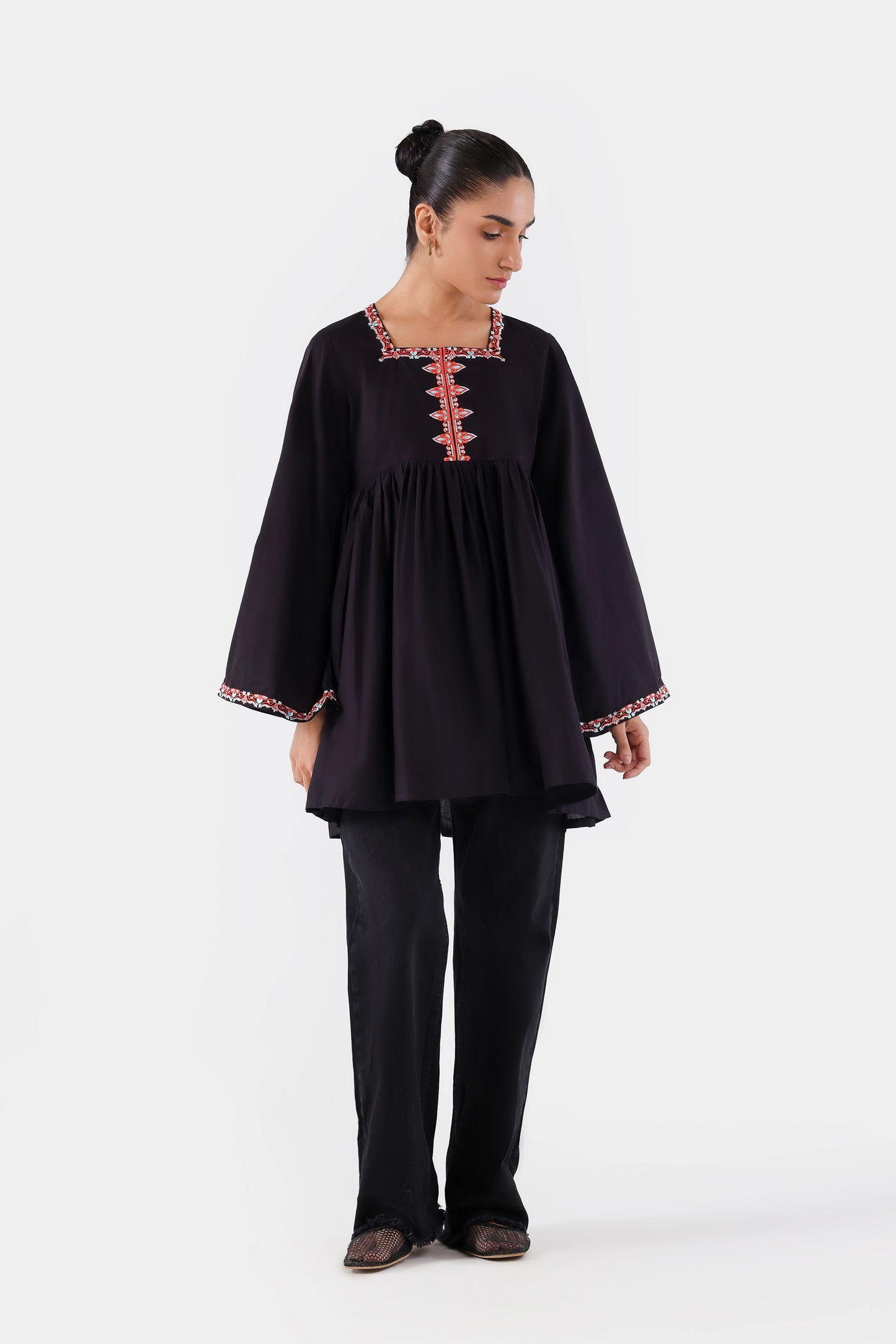 Boho Embroidered Tunic - Cougar Clothing
