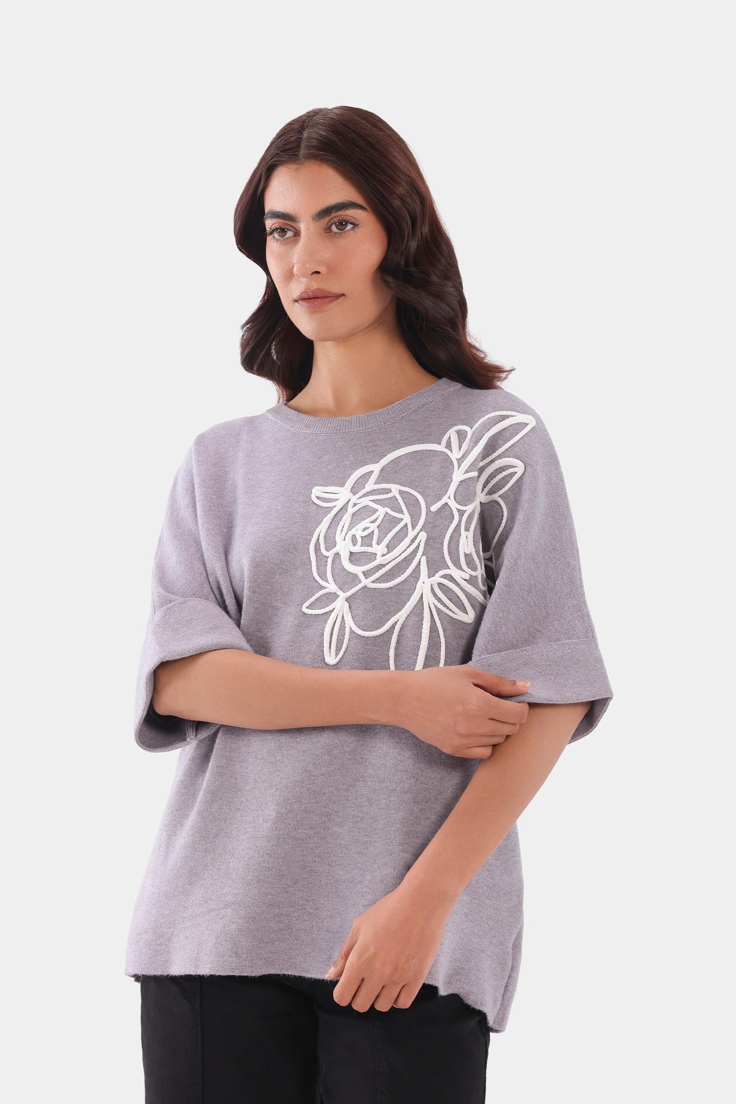 Embroidered Short-Sleeved Sweater - Cougar Clothing