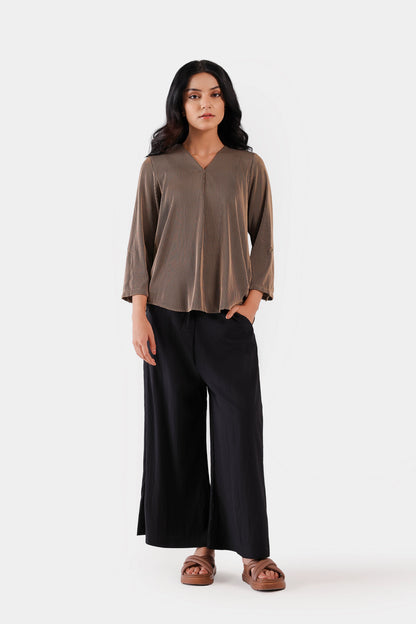 Textured V-neck Top - Cougar Clothing