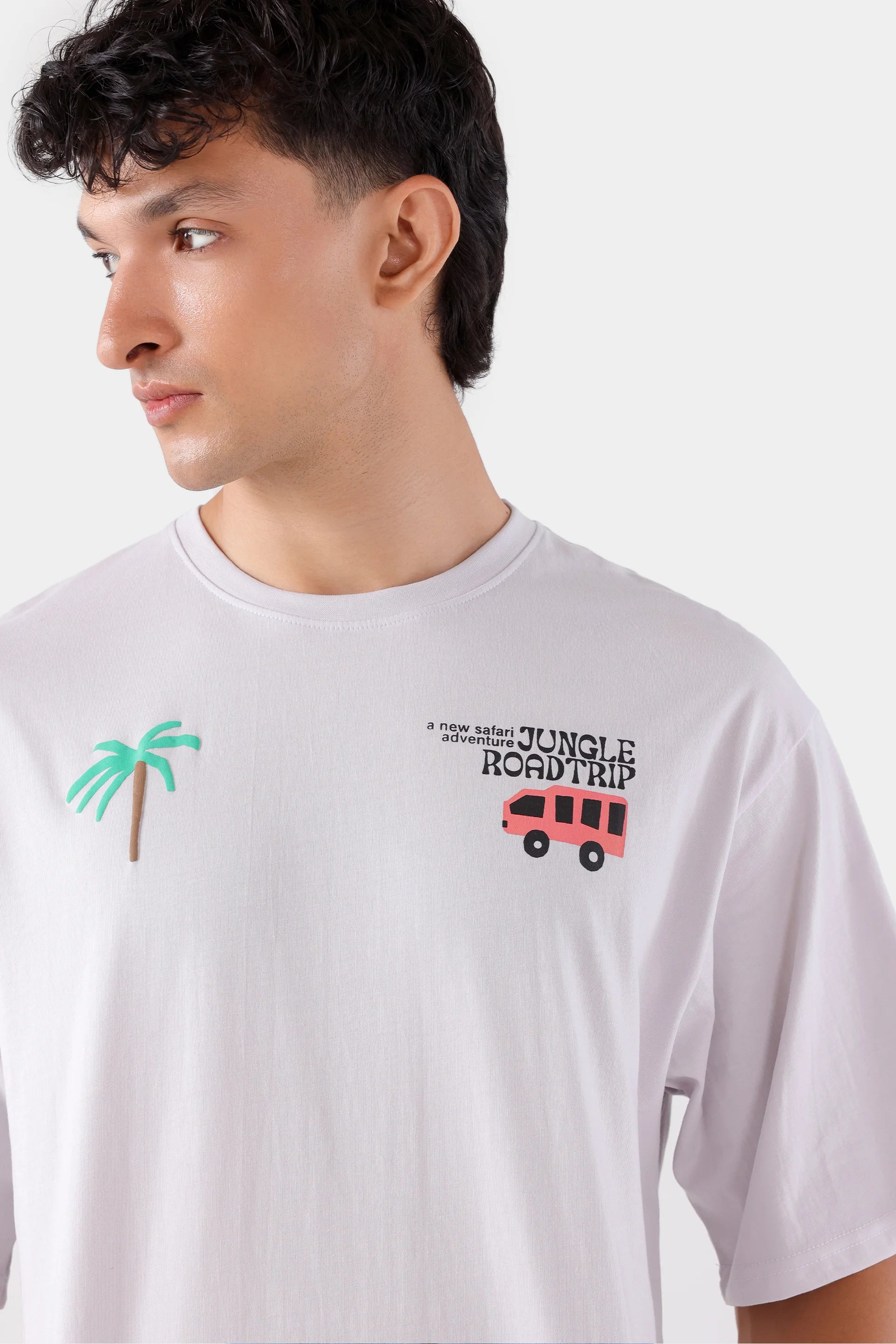 Relaxed Graphic T-Shirt - Cougar Clothing