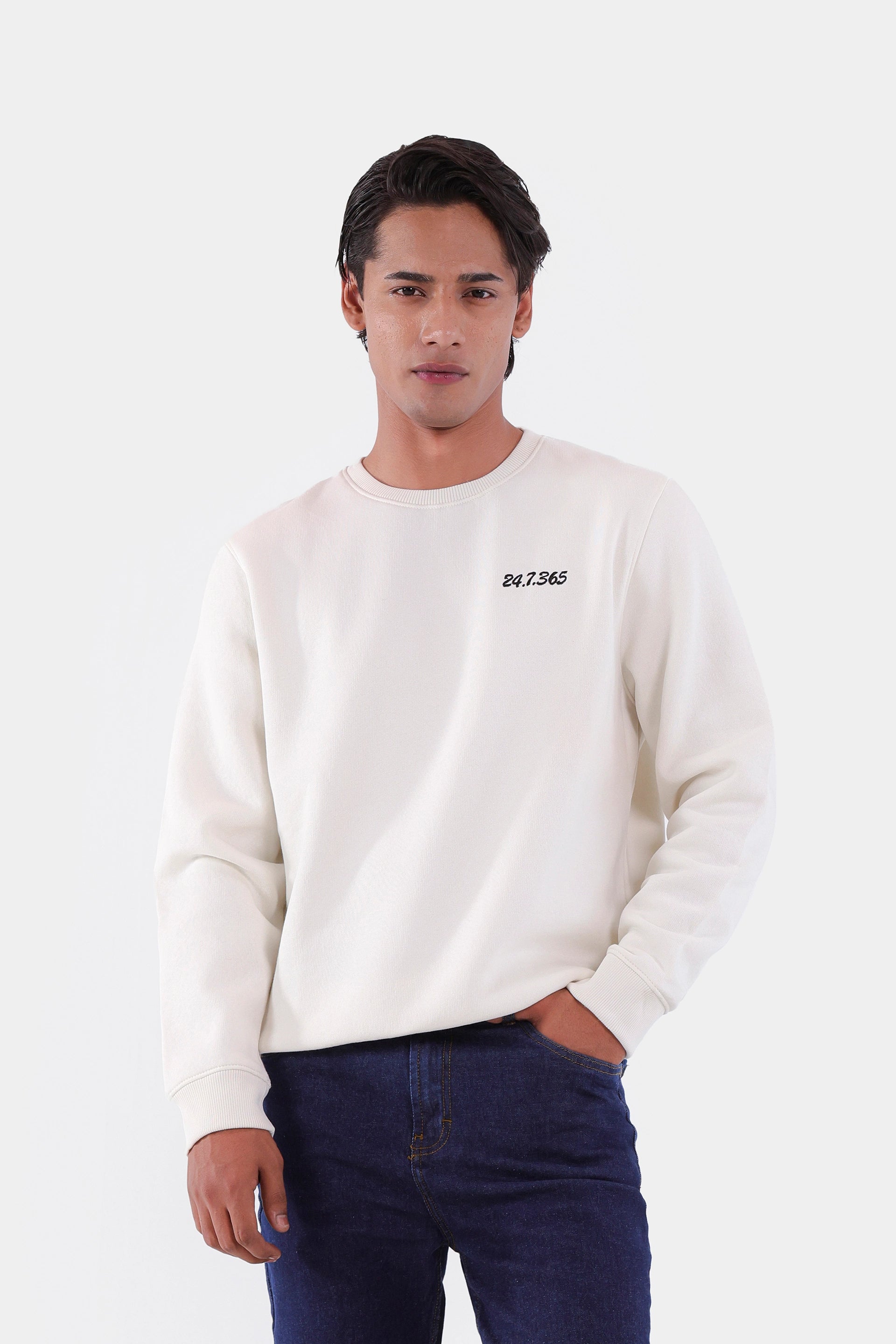 Relaxed Embroidered Sweatshirt - Cougar Clothing