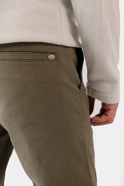 Basic Twill Chino Pants - Cougar Clothing