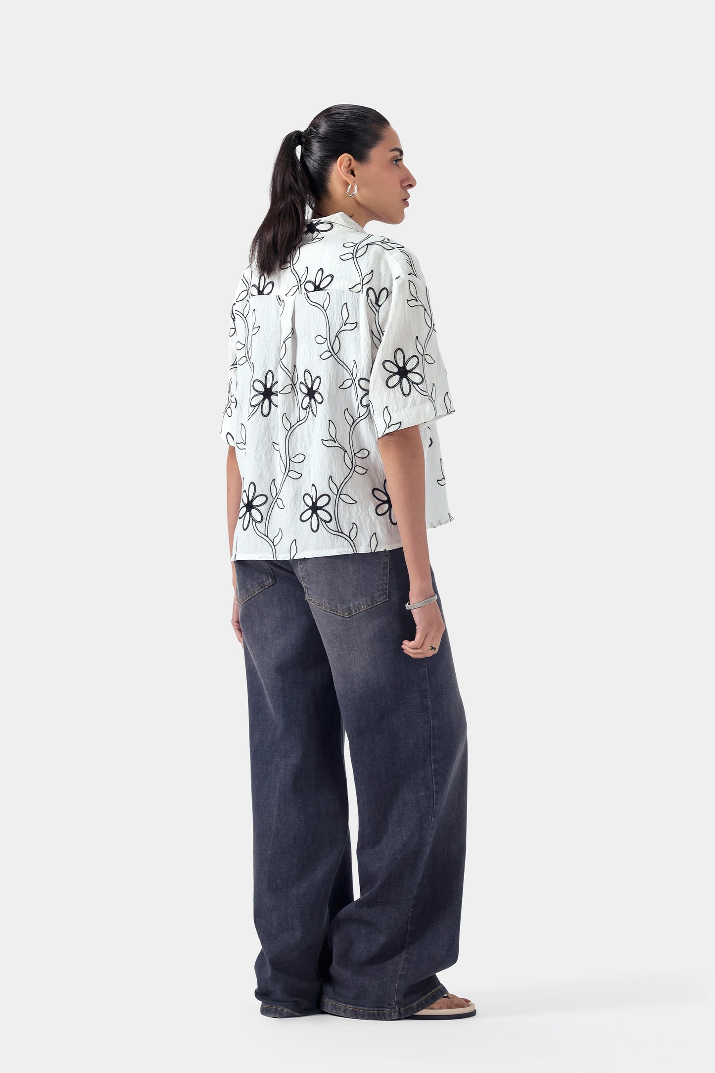 Embroidered Schiffli Shirt - Cougar Clothing