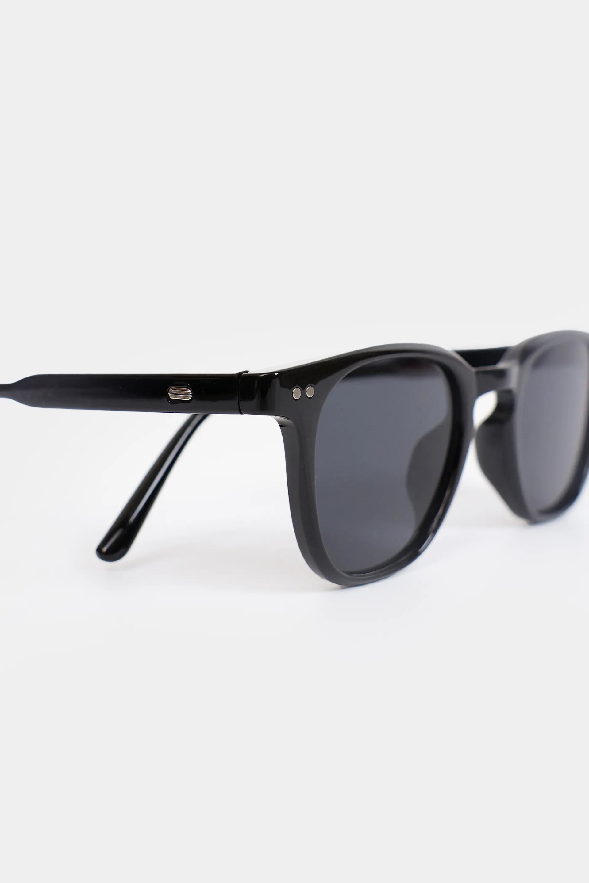 Retro Square Sunglasses - Cougar Clothing