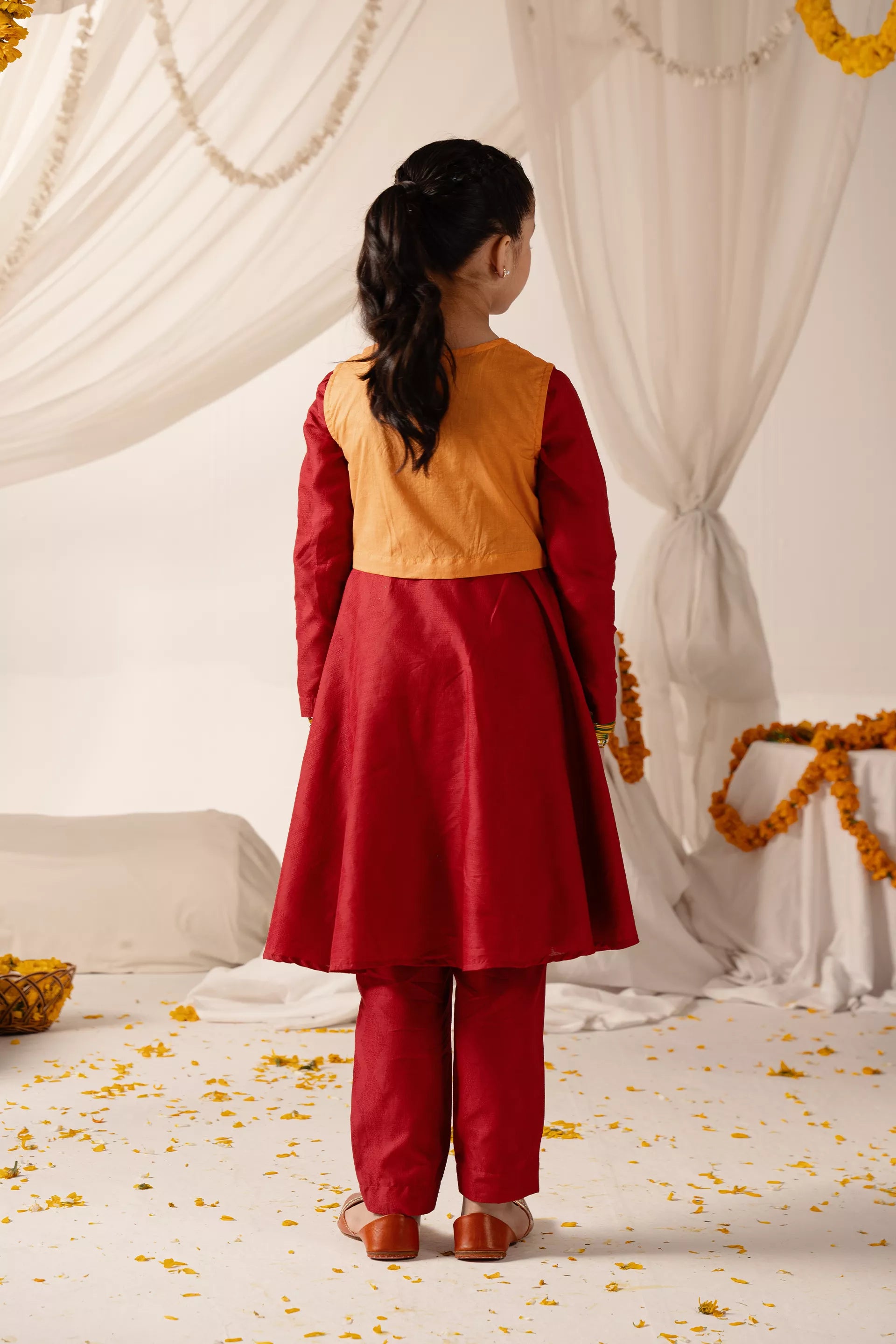 3 Piece- Embroidered Jacquard Lawn Suit - Cougar Clothing