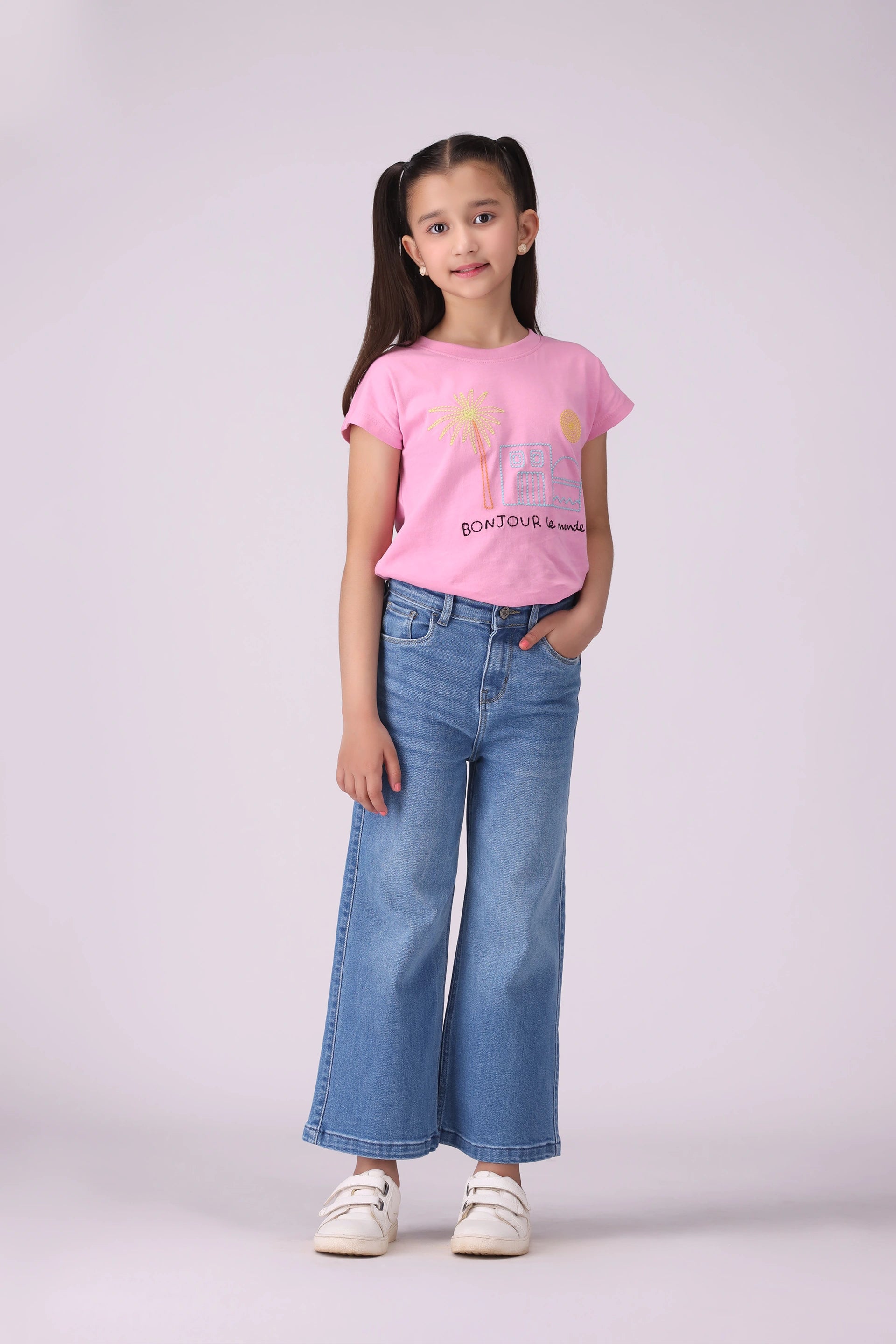 Wide Leg Jeans - Cougar Clothing