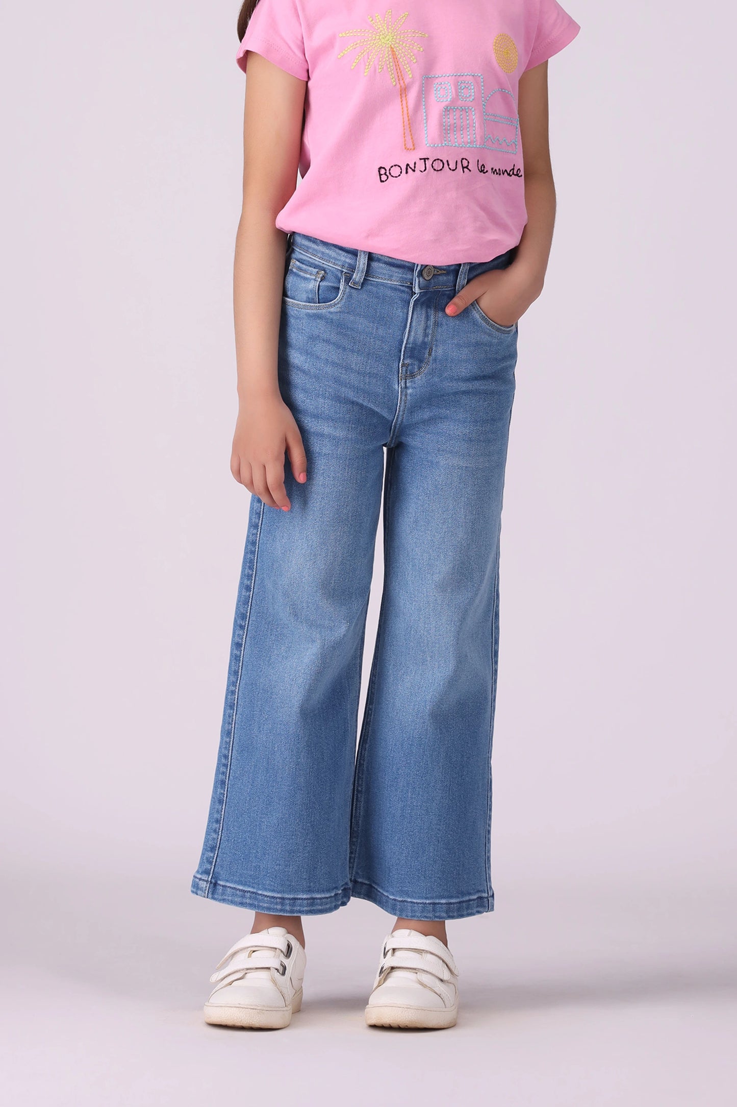 Wide Leg Jeans - Cougar Clothing