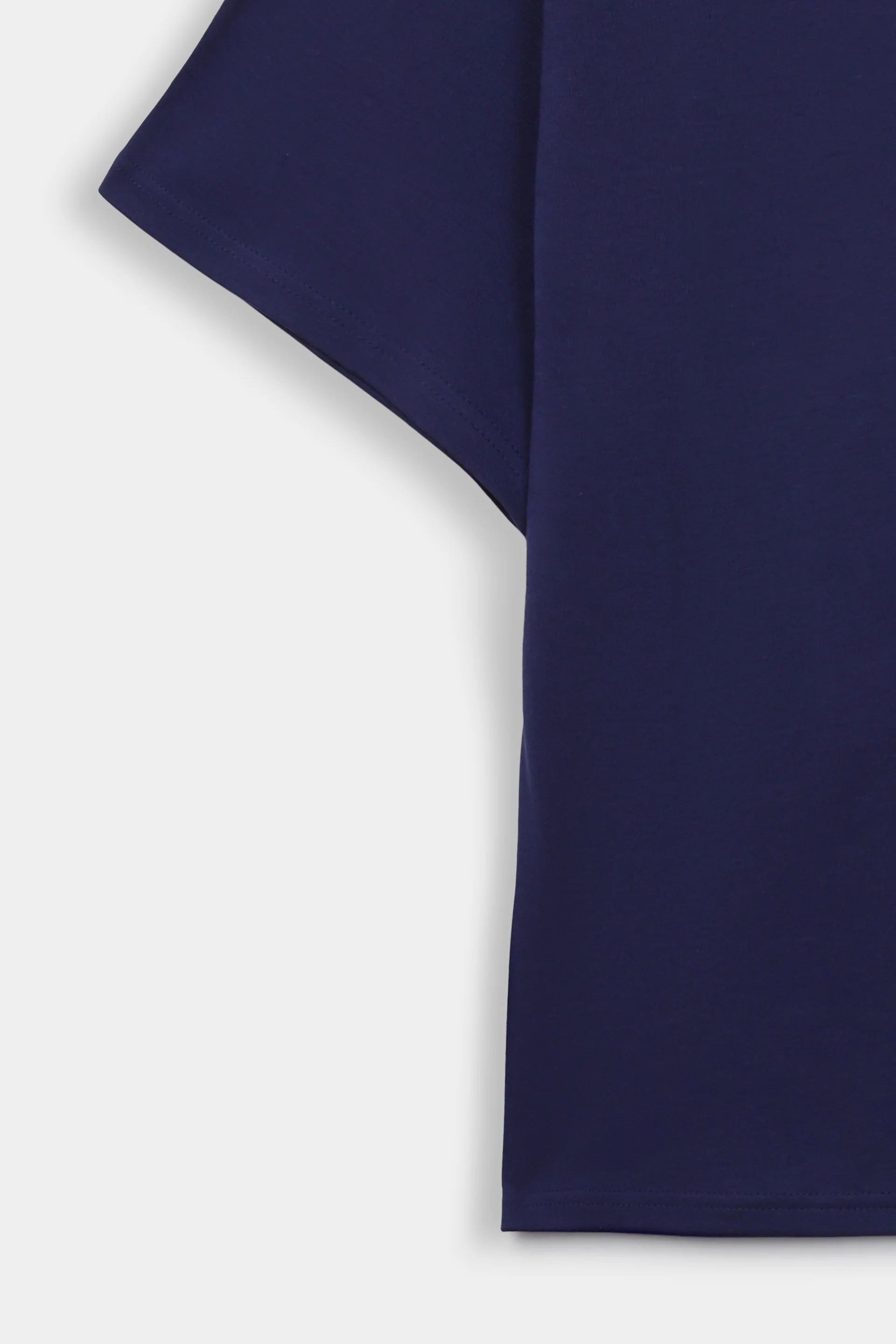 Basic Relaxed T-Shirt - Cougar Clothing