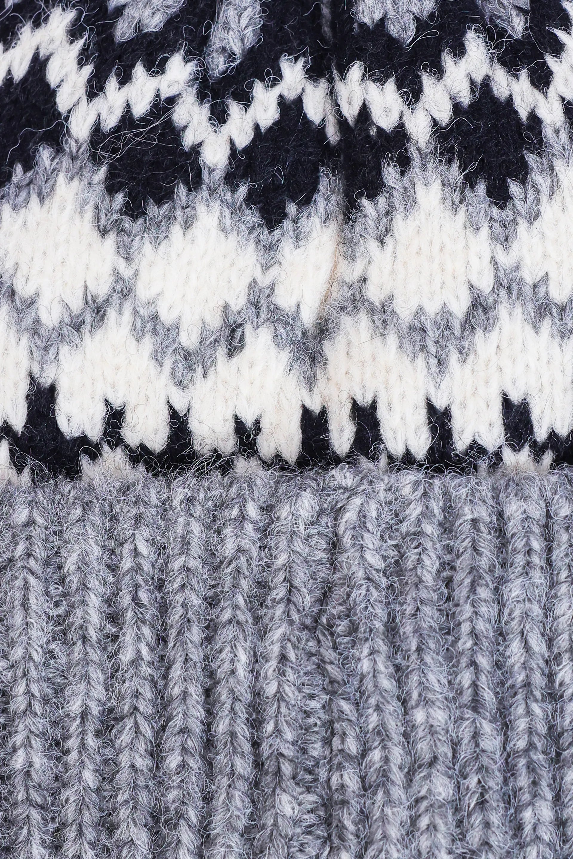 Jacquard Knit Beanie - Cougar Clothing