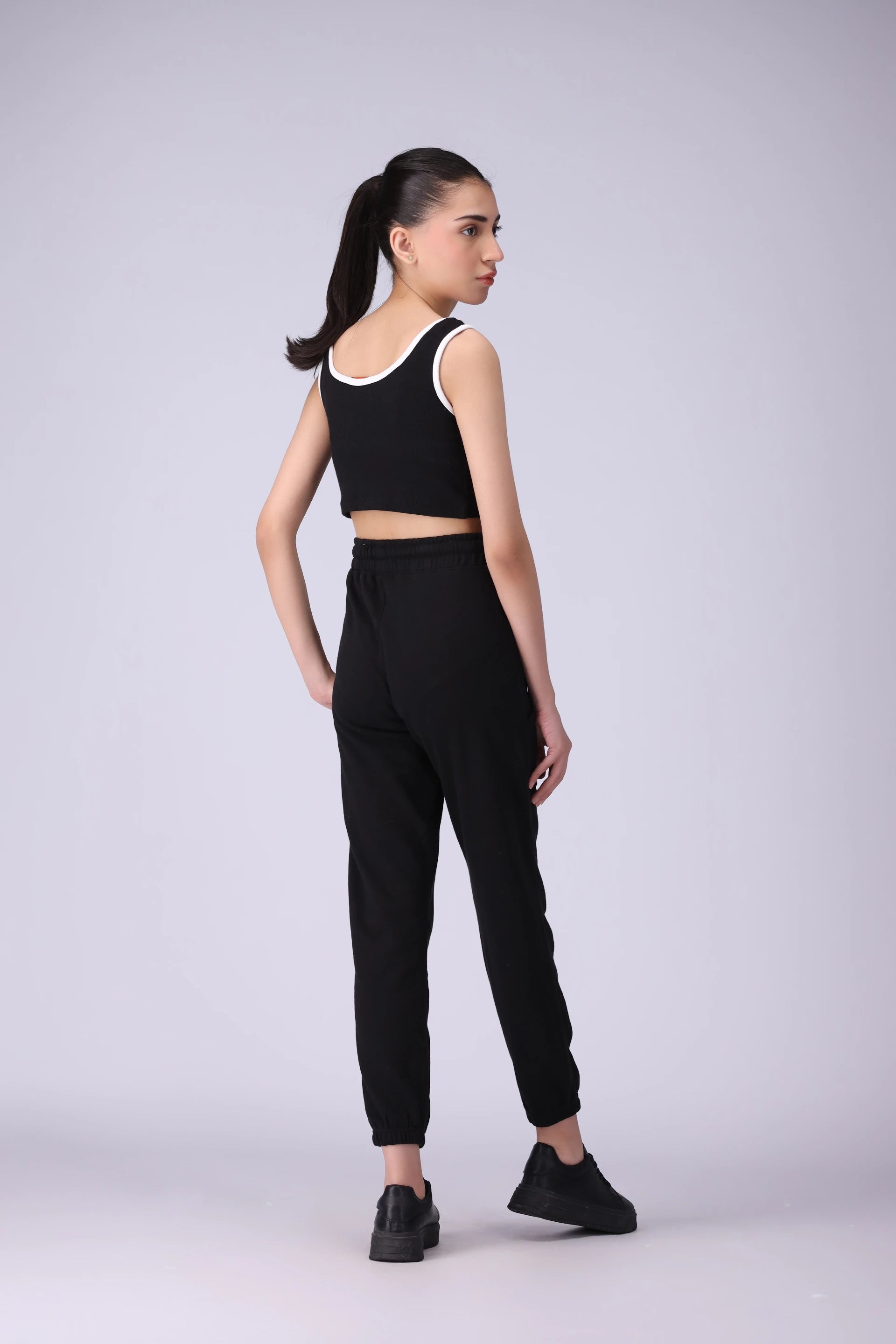Cropped Ribbed Vest - Cougar Clothing