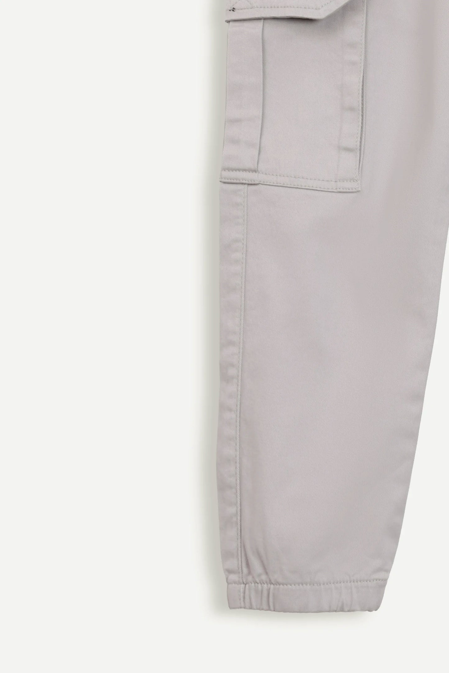 Relaxed Cargo Trousers - Cougar Clothing
