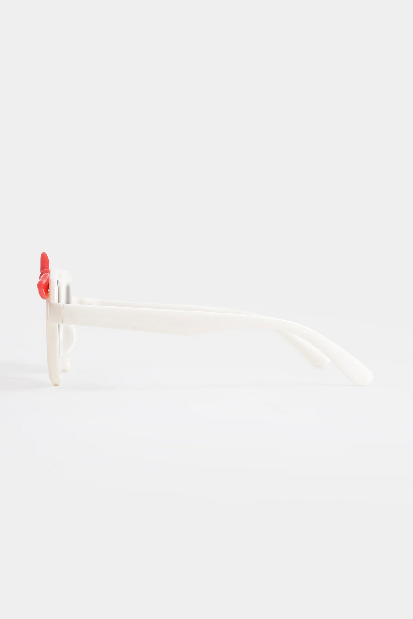Heart-Frame Sunglasses - Cougar Clothing
