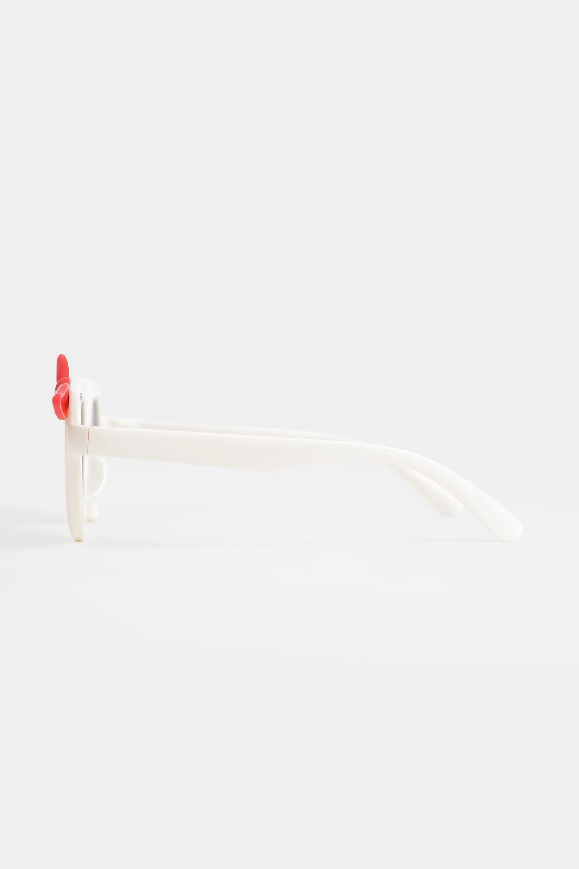 Heart-Frame Sunglasses - Cougar Clothing