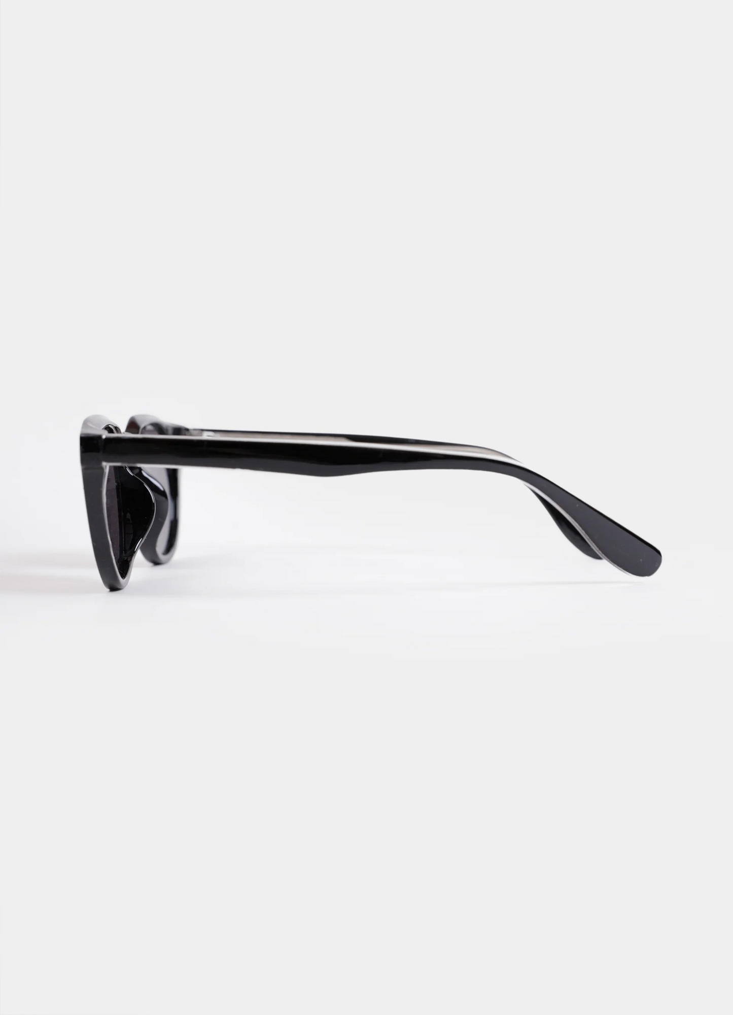 Round Sunglasses - Cougar Clothing